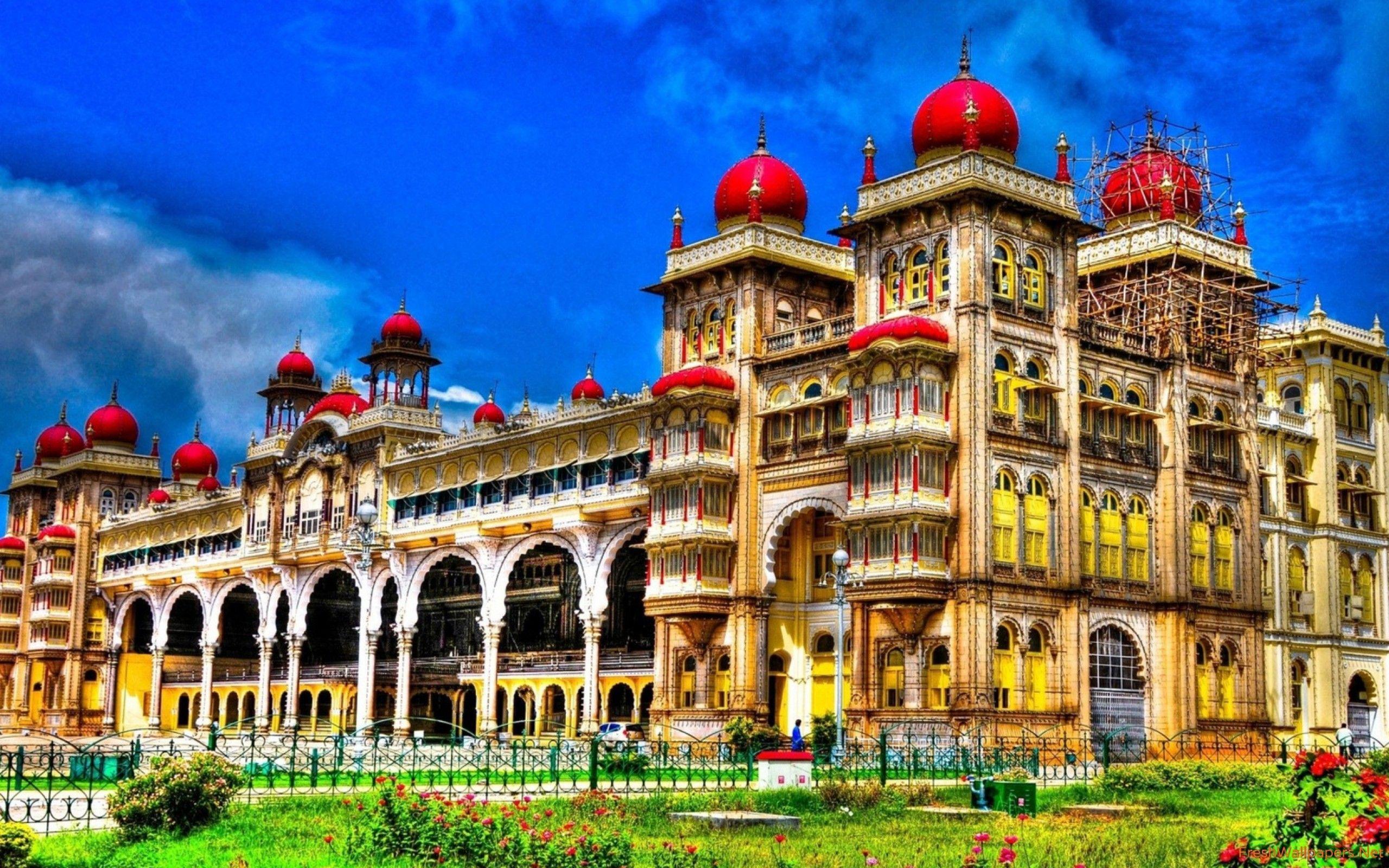 2560x1600 India Palace Wallpaper