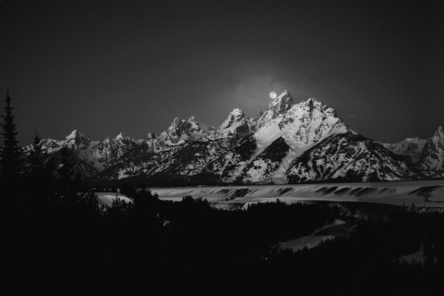 1500x1000 Photo Wallpaper Full Moon Sets In The Teton Mountain Range