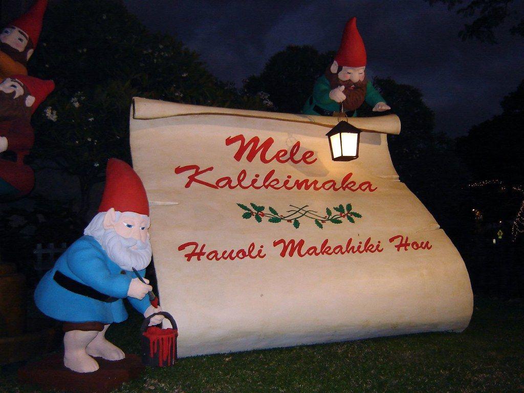 1024x768 Mele Kalikimaka, Hauoli Makahiki Hou. Translation: Merry Ch