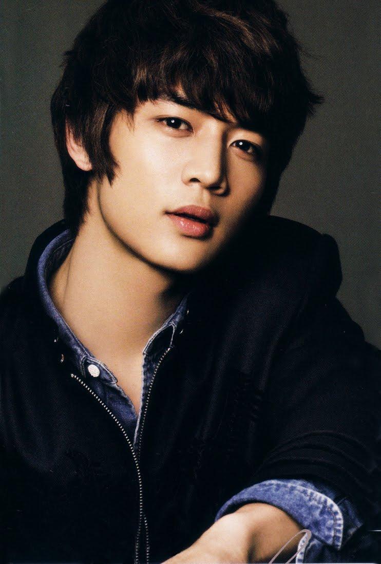 742x1098 Choi Min Ho Wallpaper
