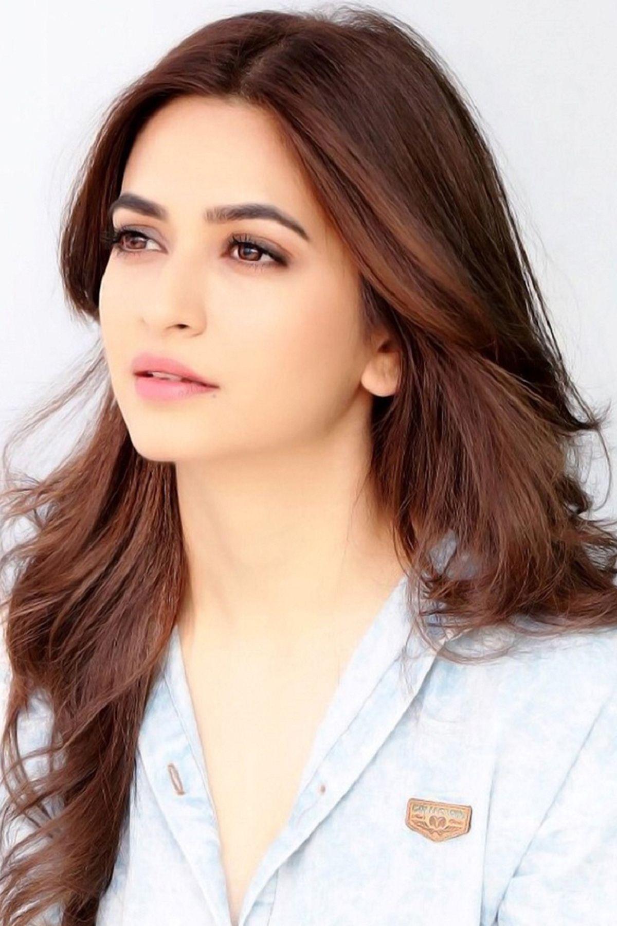 1200x1800 Kriti Kharbanda Wallpaper HD