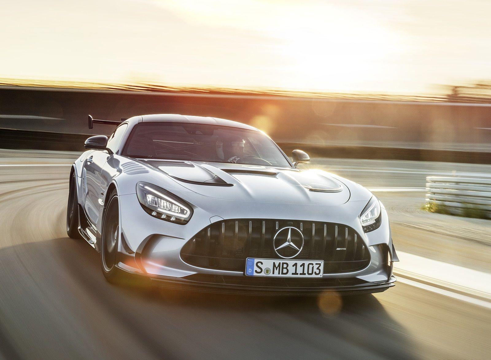 1600x1174 Mercedes AMG GT Black Series Wallpaper (HD Image)