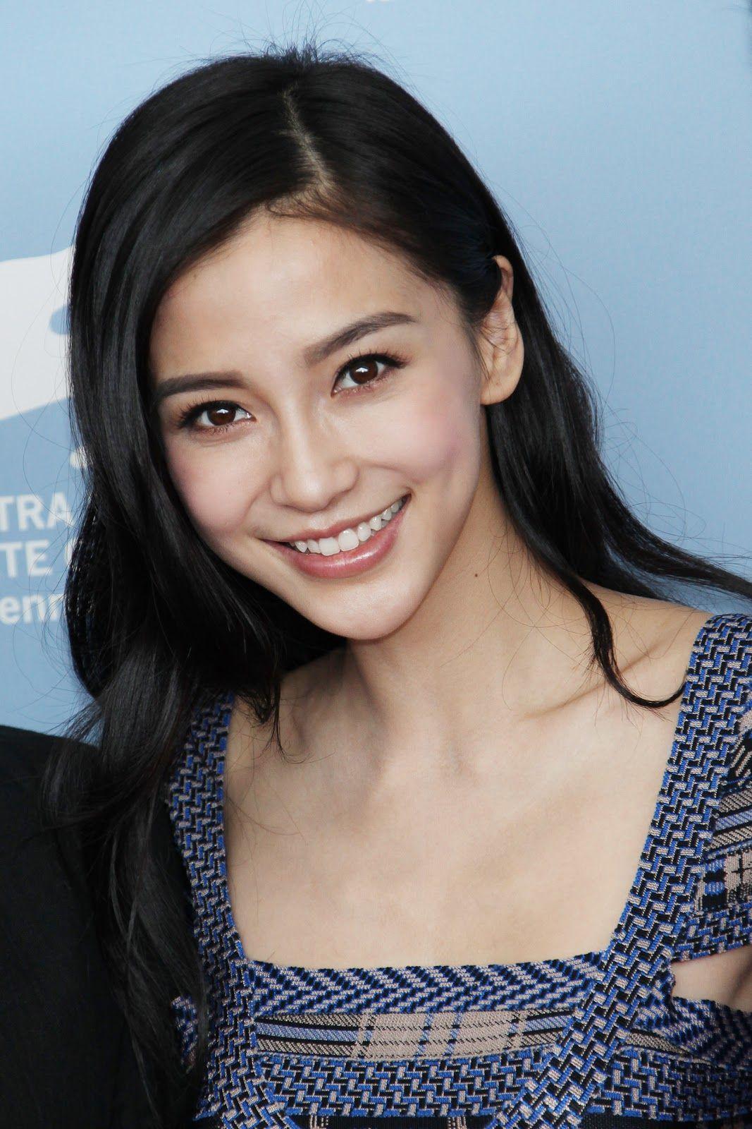 1067x1600 Angelababy Wallpaper