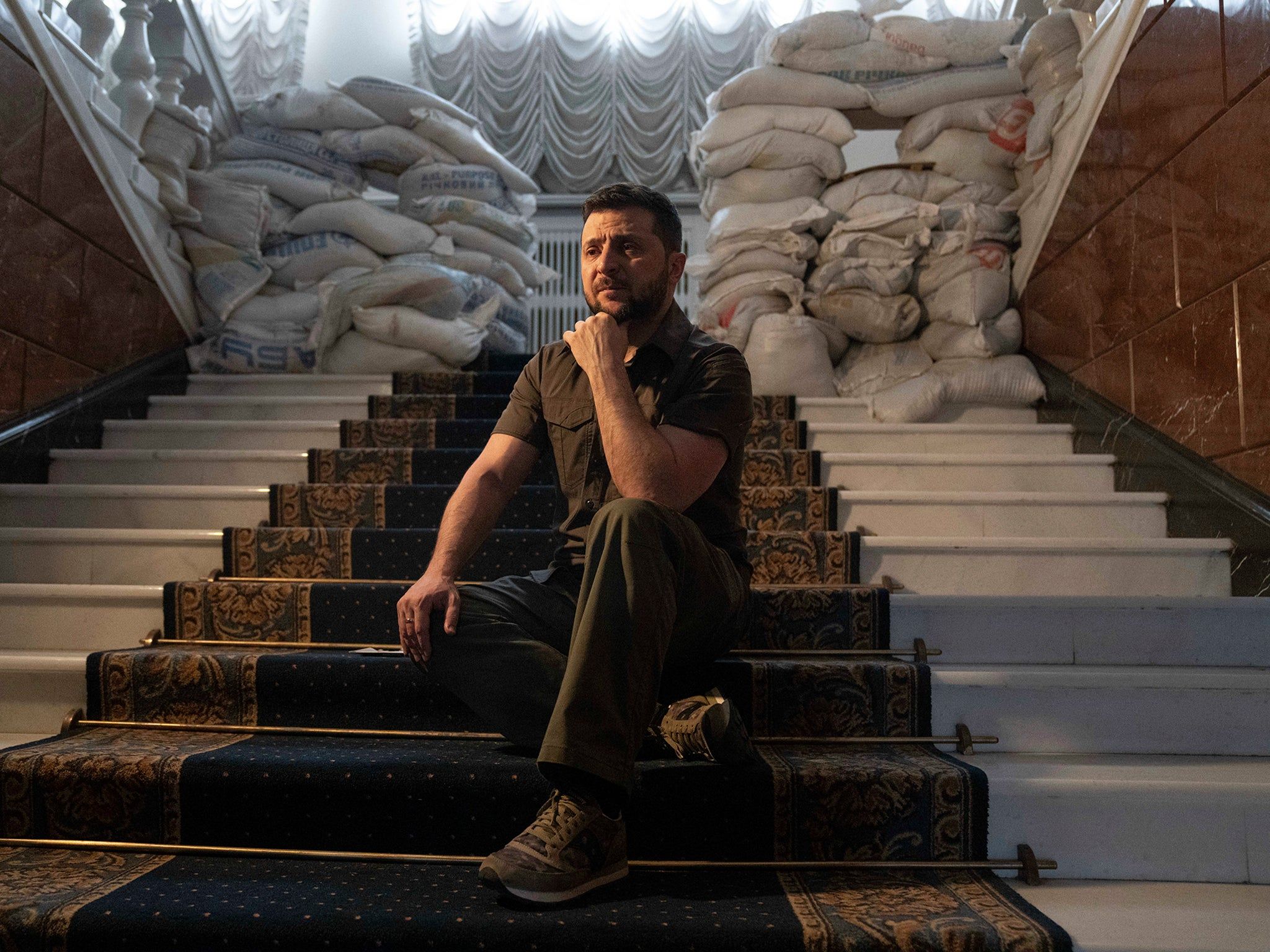 2048x1536 Volodymyr Zelensky: Year of tragedy and turmoil that turned comedian president into 'Ukraine's Churchill'