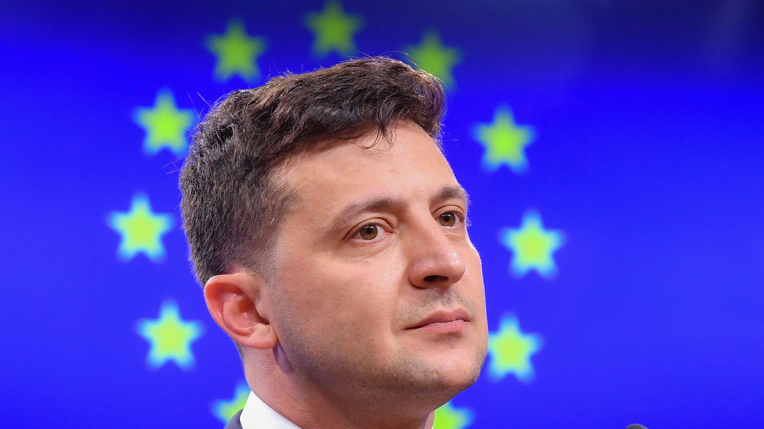 2560x1440 The improbable rise and endless heroism of Volodymyr Zelensky