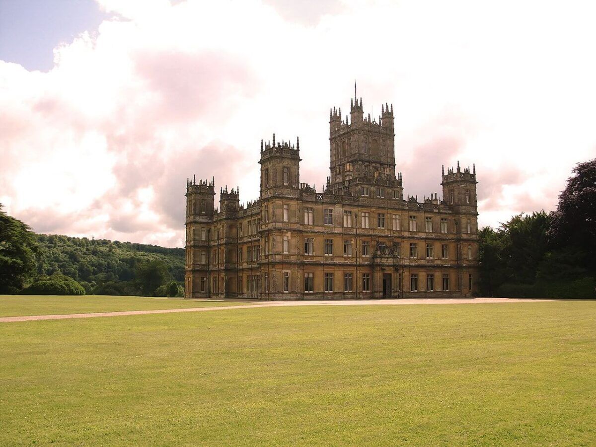1200x900 Explore the Fascinating Castles and Stately Homes in Hampshire