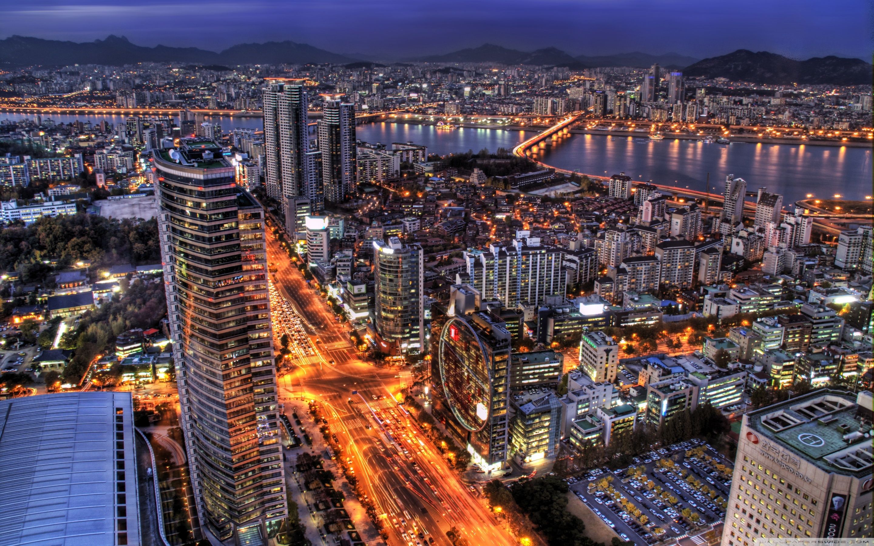 2880x1800 Seoul At Night, South Korea 4K UHD Wallpaper for UltraHD Desktop and TV : Smartphone and Tablet Devices