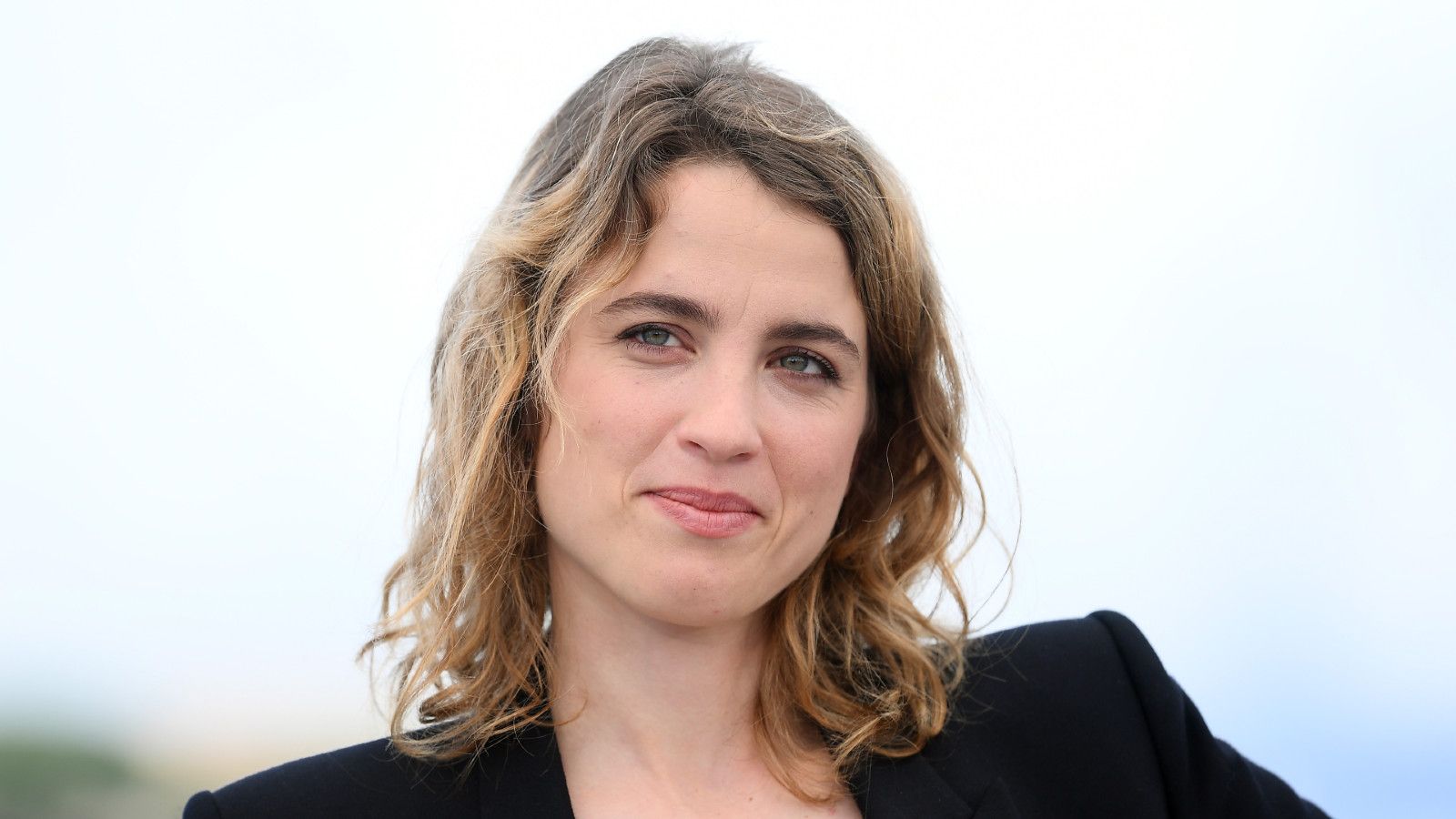 1600x900 Portrait of a Lady on Fire' Star Quits Cinema in #MeToo protest