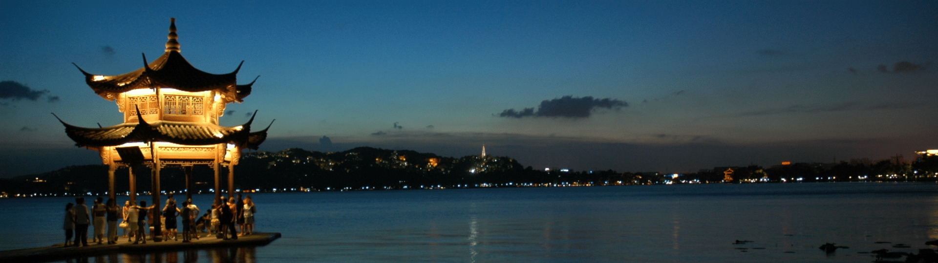 1920x540 Top Things to Do in Hangzhou at Night: Nightlife Guide