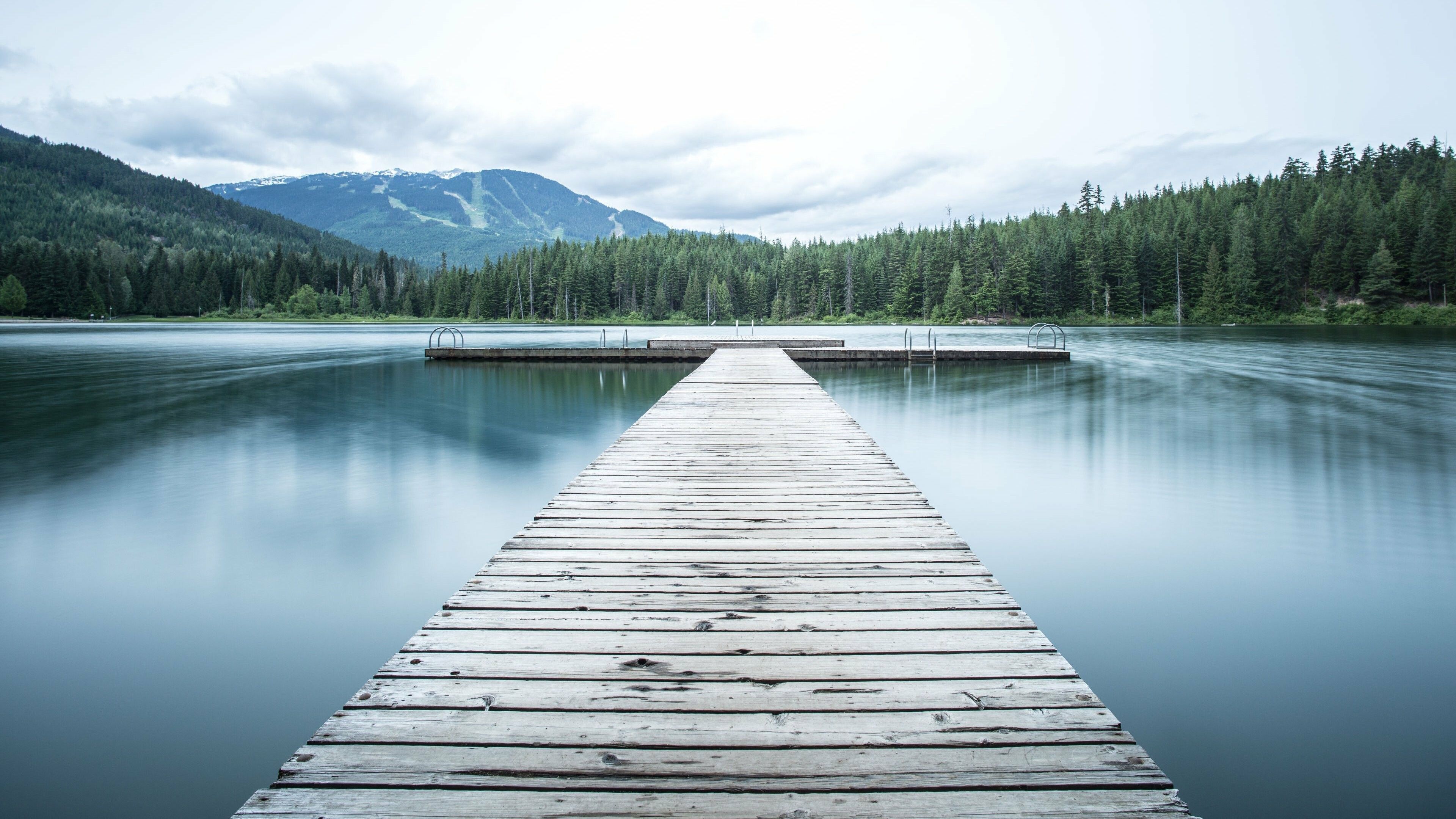 3840x2160 Lake Wallpaper