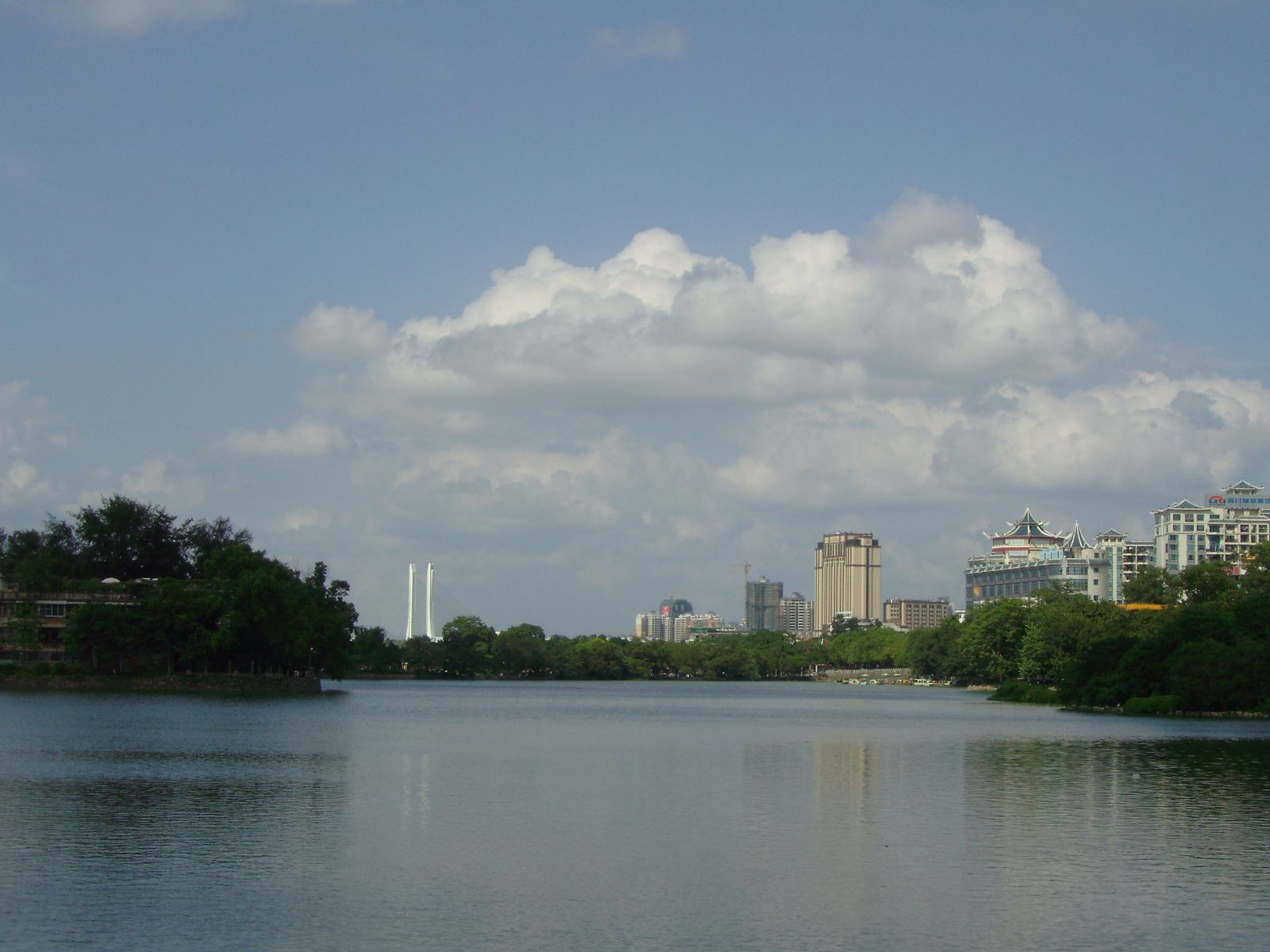 1600x1200 West Lake (Huizhou)