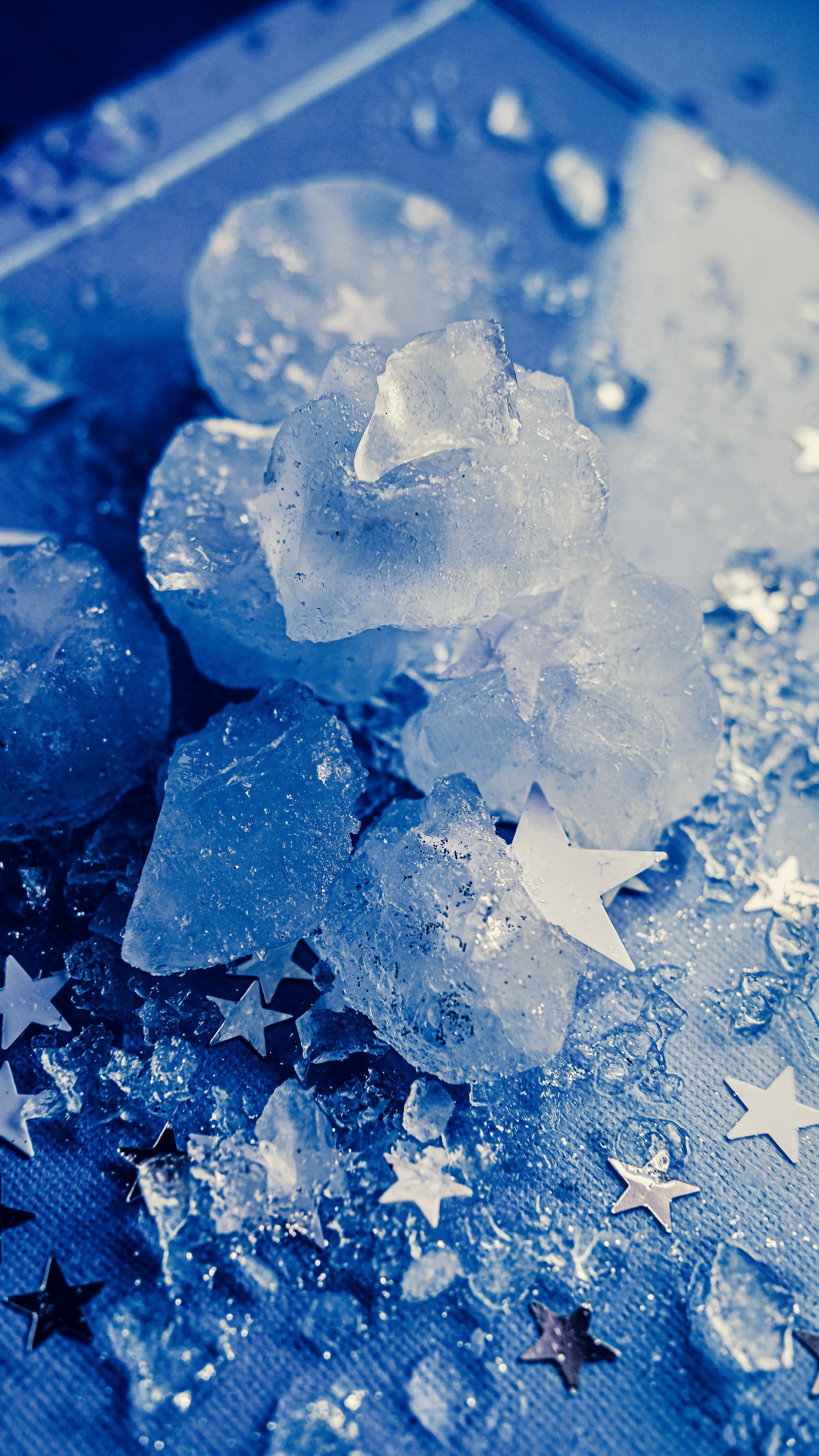 3375x6000 Stars around Ice · Free
