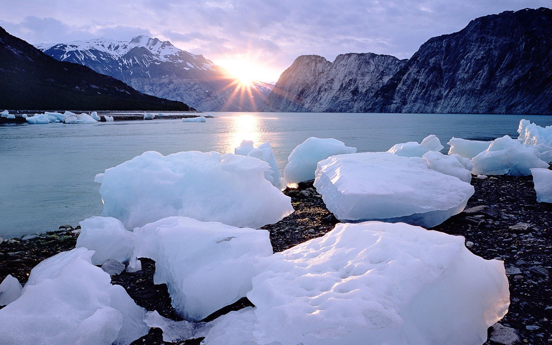 1920x1200 photography, Water, Lake, Nature, Ice, Mountain, Sunlight, Windows 7 Wallpaper HD / Desktop and Mobile Background