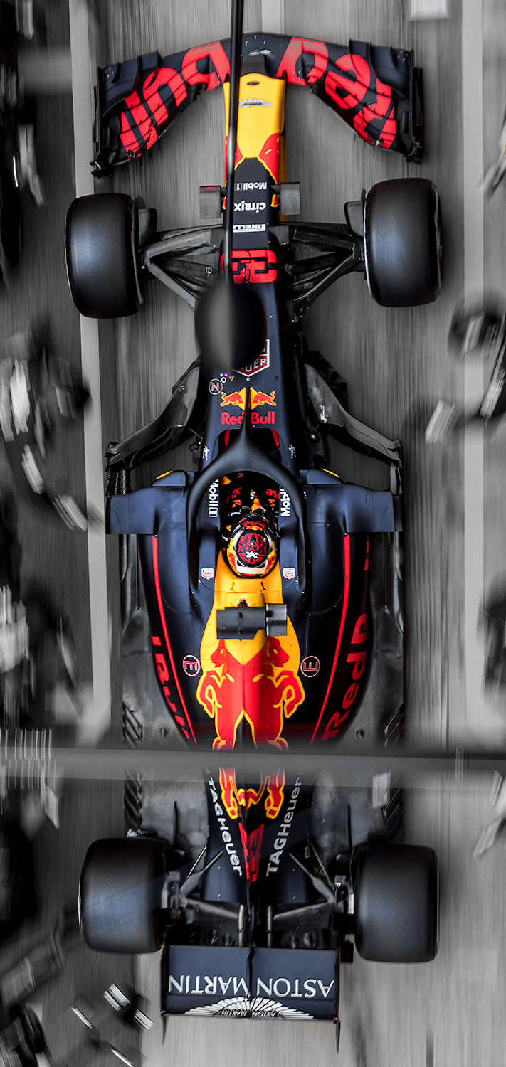 711x1500 Max Verstappen's RB14 in the pits [Mobile Wallpaper]
