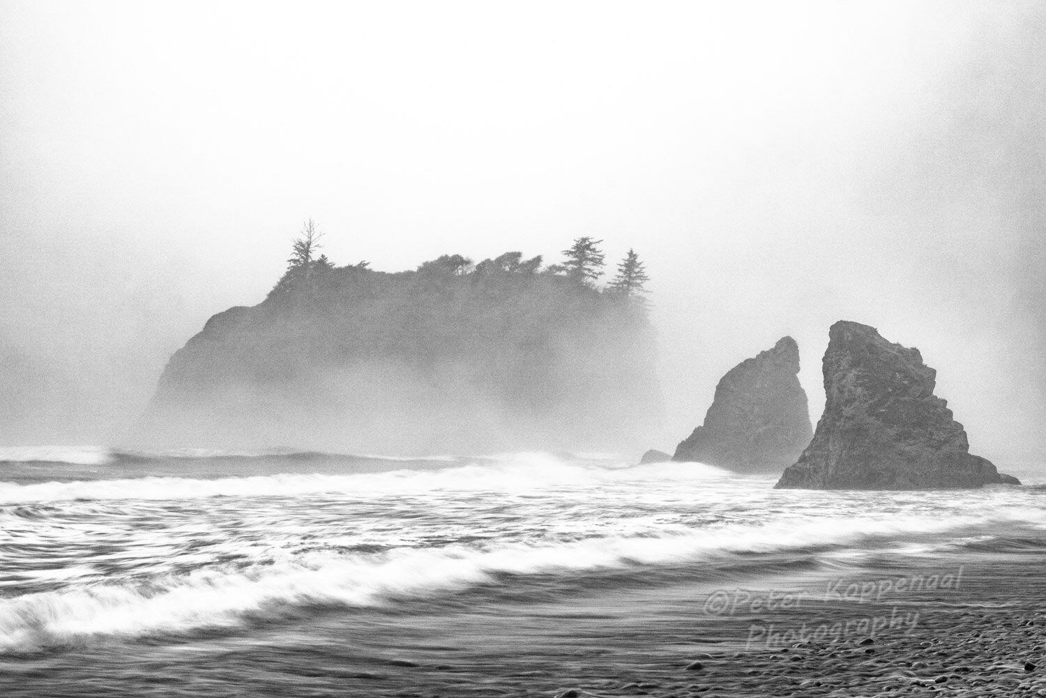 1500x1001 Ruby Beach Misty Seascape Print, Pacific Northwest Coastal Art, Beach Decor, Ocean Surf