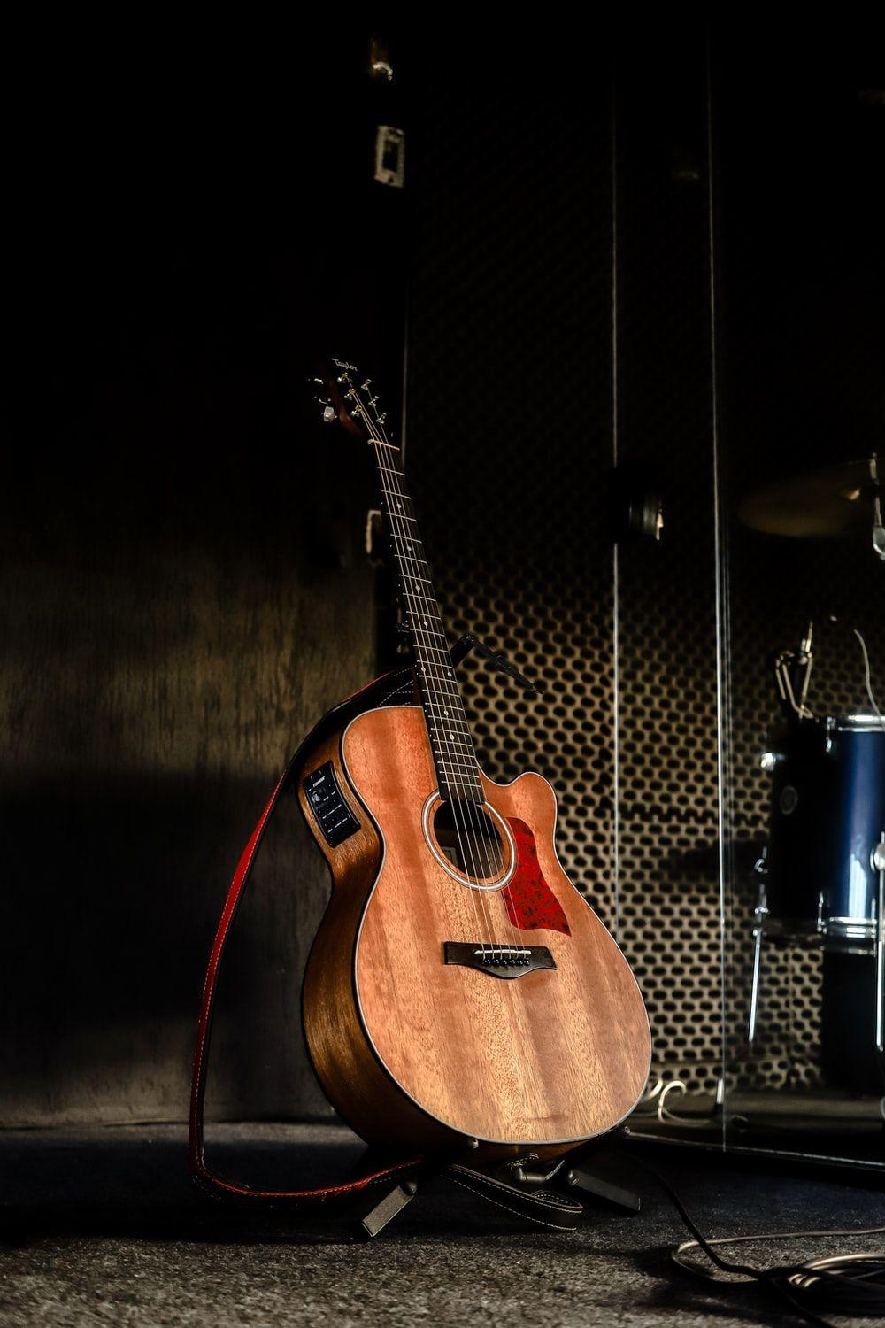 1000x1500 Acoustic Guitar Picture [HD]. Download Free Image