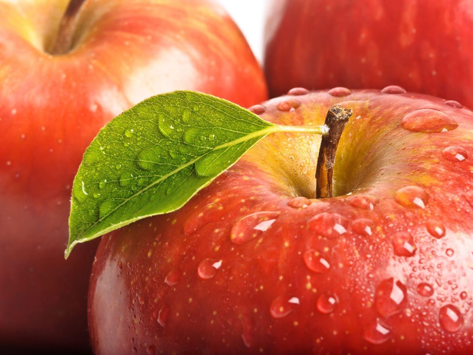 Apple Water Wallpapers Top Free Apple Water Backgrounds WallpaperAccess