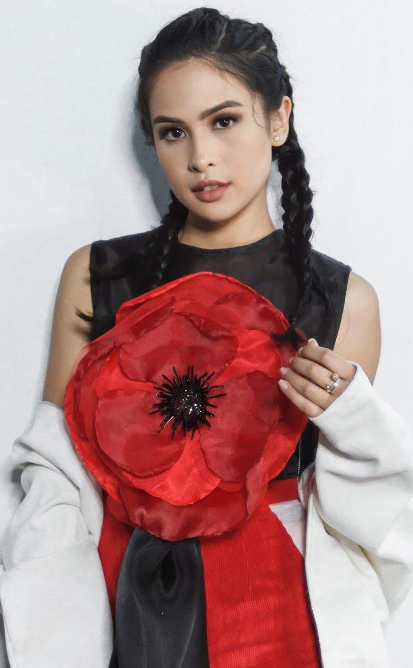 829x1340 Maudy Ayunda Wallpaper Foto for Android