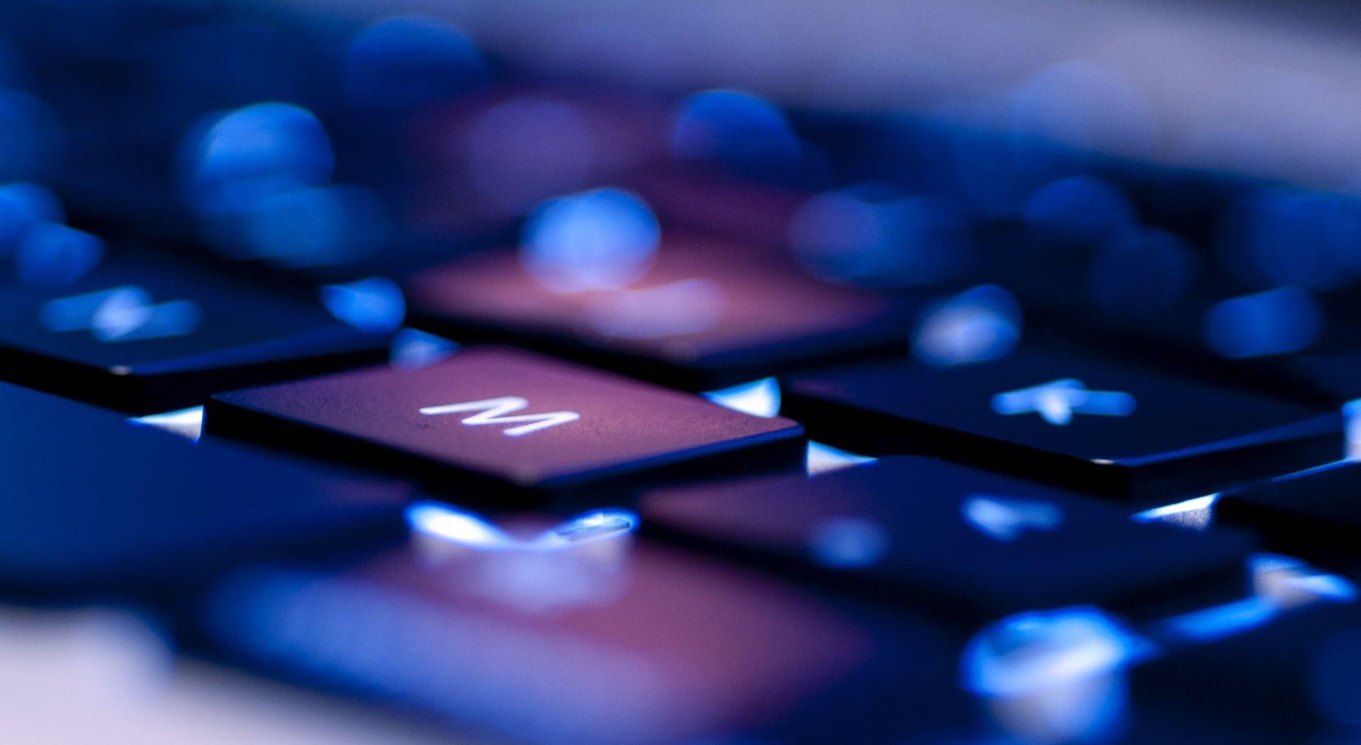 Laptop Typing Wallpapers Top Free Laptop Typing Backgrounds WallpaperAccess