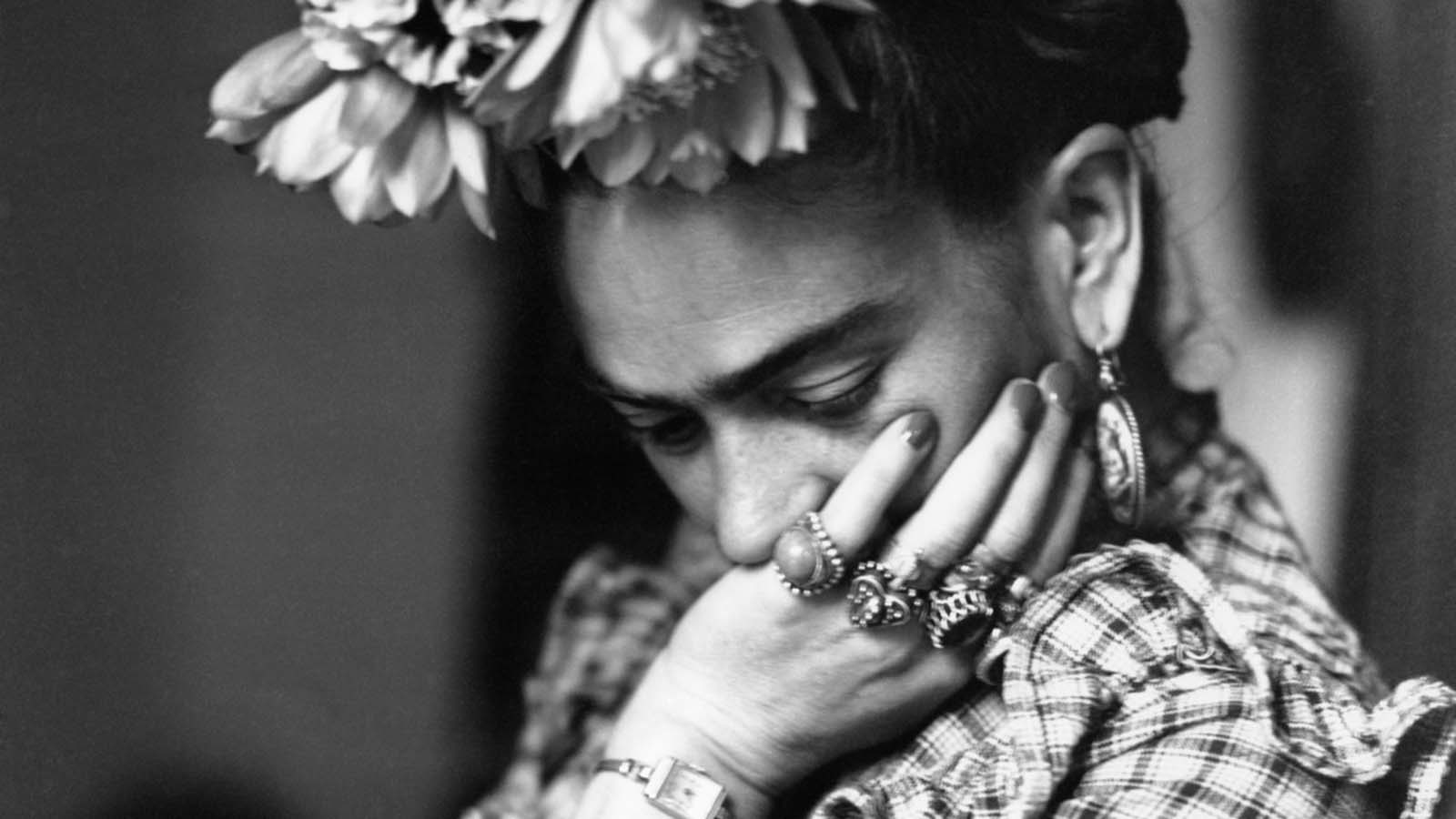 1600x900 Frida Kahlo before Fridamania swept the world, 1944 Historical Photo