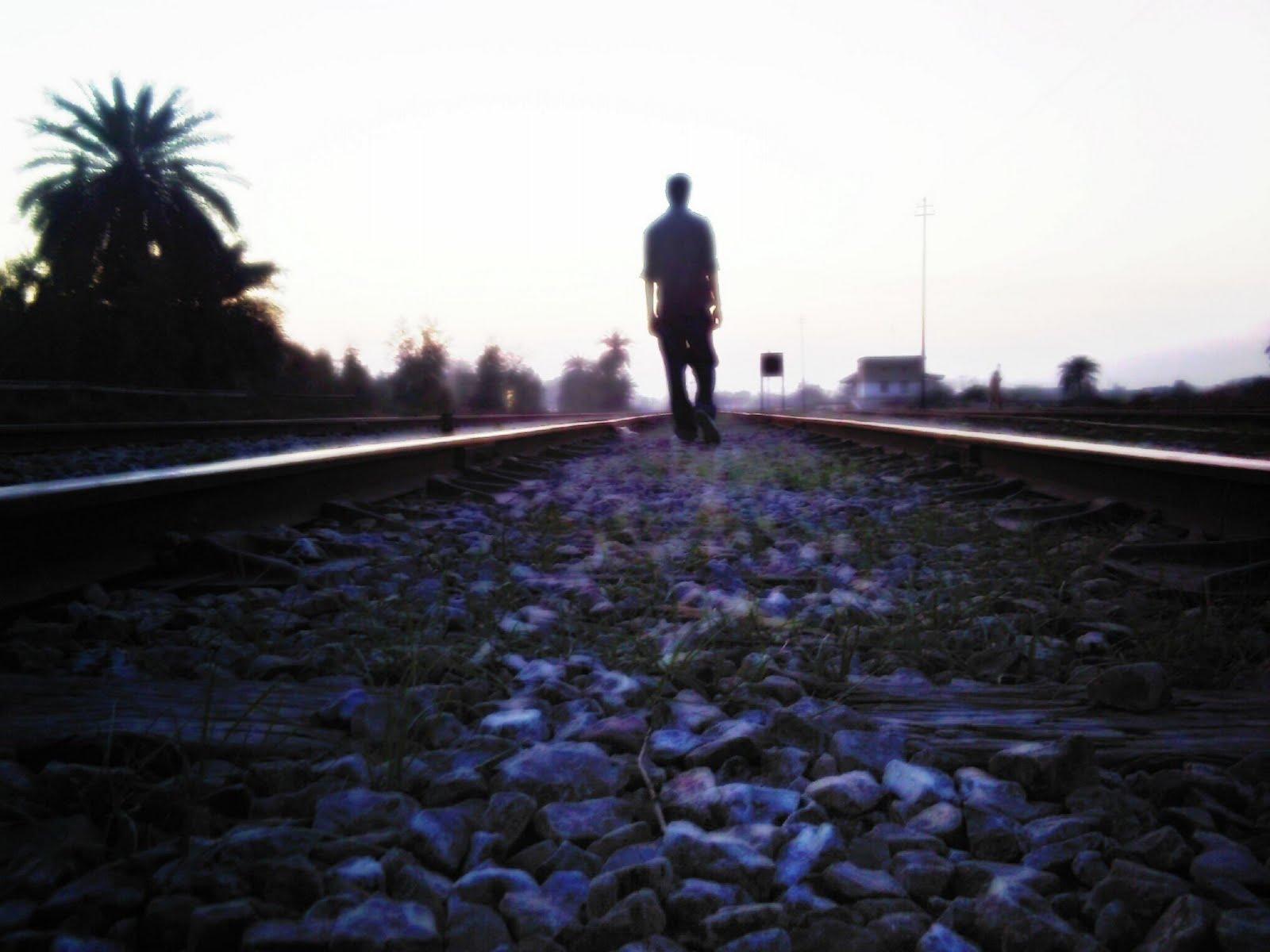 1600x1200 Sad Boy HD Background