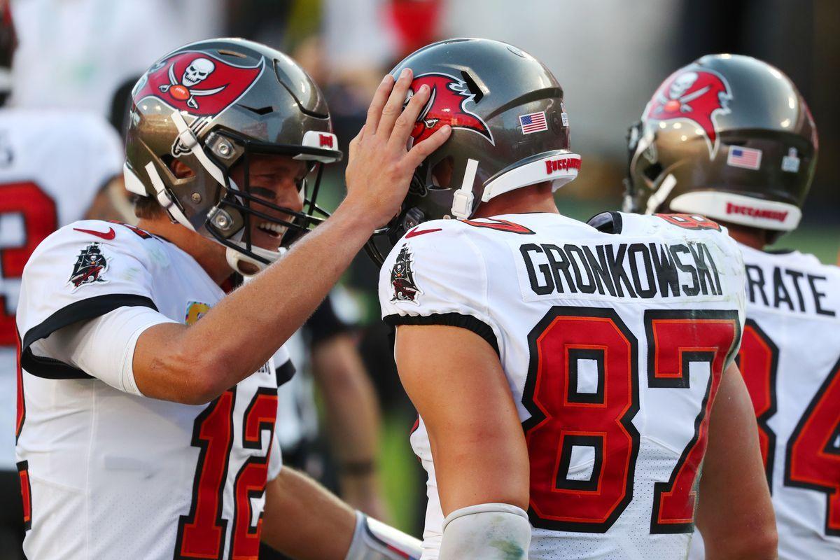 1200x800 Rob Gronkowski catches first touchdown pass with Tampa Bay Buccaneers Desert Swarm