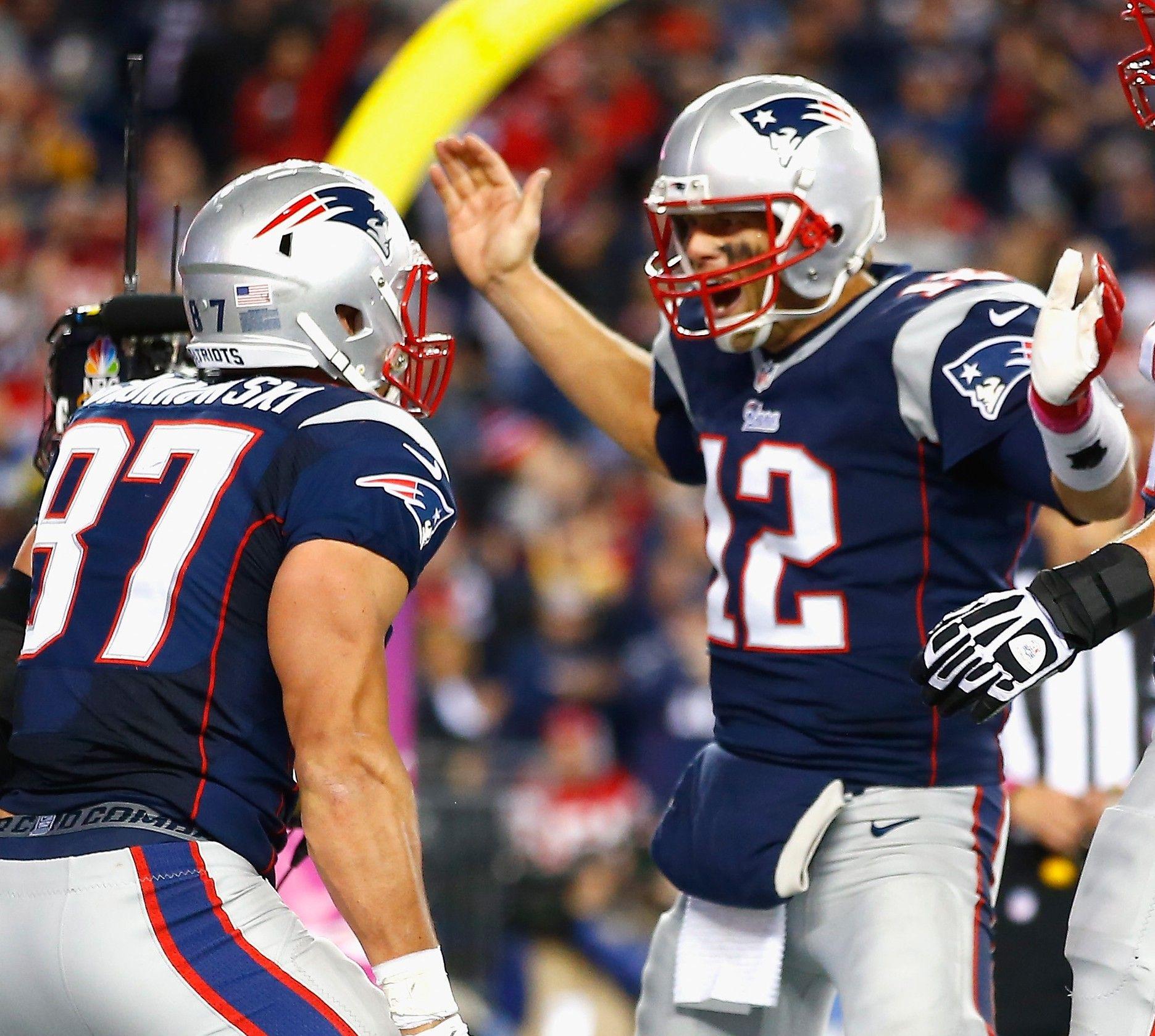 1871x1679 Rob Gronkowski: We made Tom Brady look like Tom Brady again