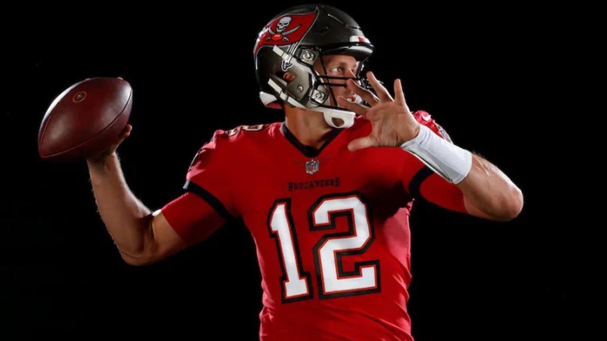 1200x675 Buccaneers RB details Tom Brady workouts, how Rob Gronkowski looks after unretirement and more