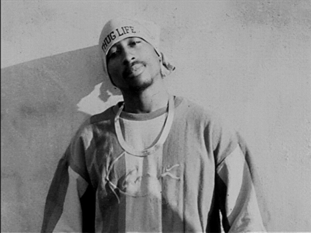 1024x768 2Pac Wallpaper Thug Life