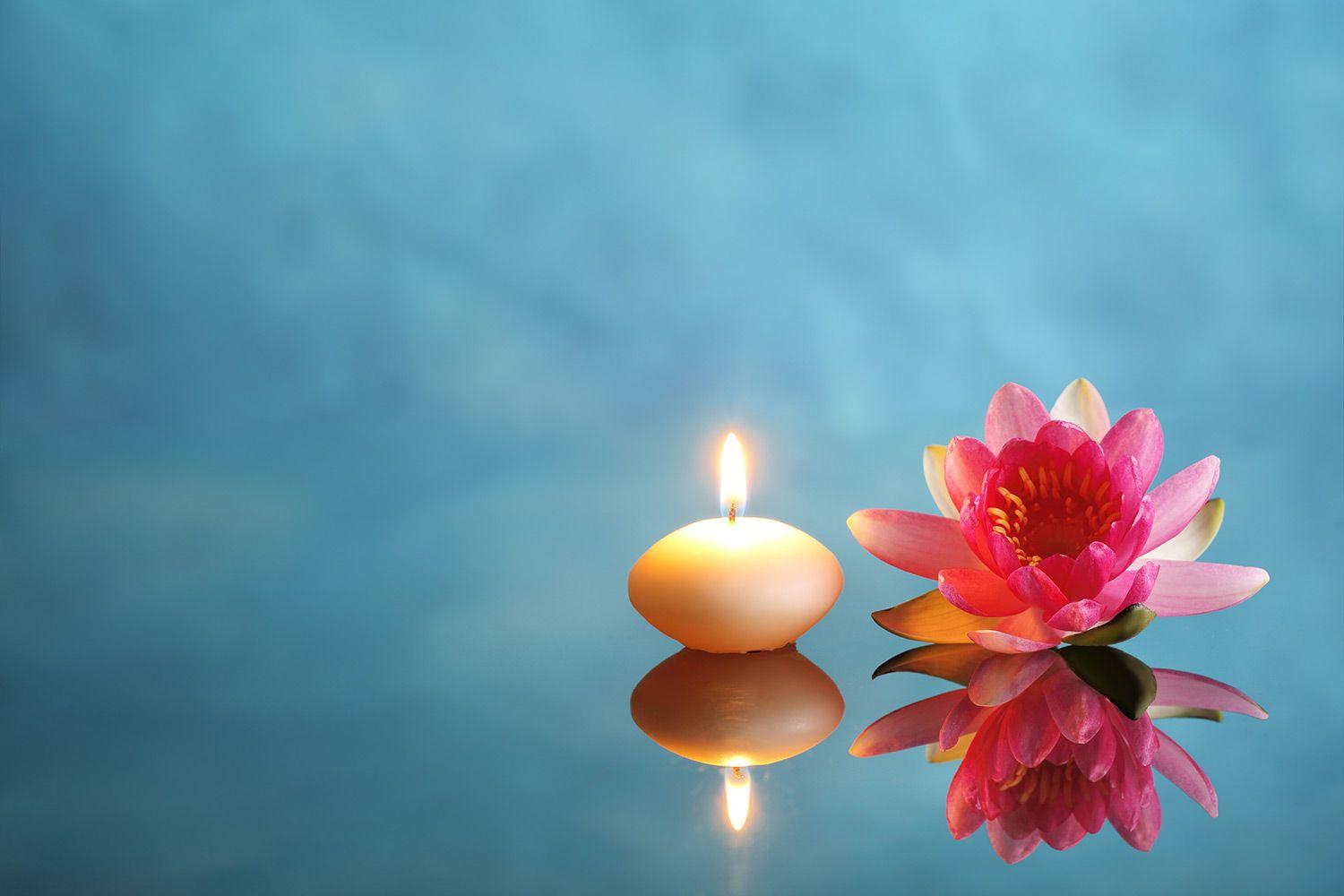 1500x1000 Candle with Lotus Wallpaper