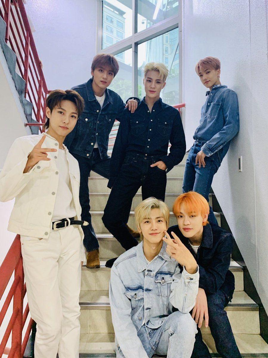 899x1200 NCT DREAM CENTER NCT DREAM 'We Boom' Album surpassed over 122k copies sales on its 1st day! [HANTEO CHART] We Go Up WEEK: 118 We Boom