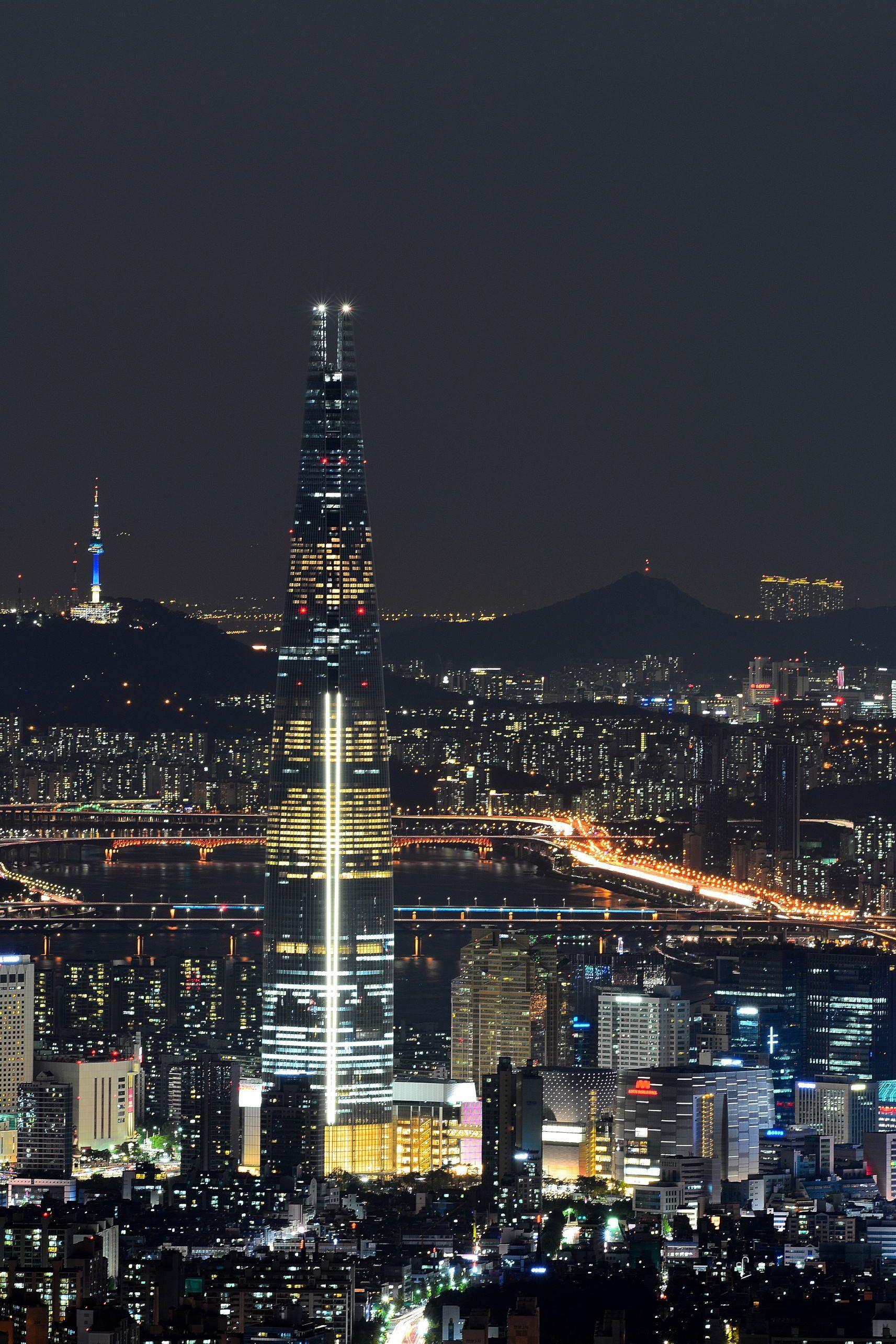 1713x2570 Lotte World Tower and the night lights of Seoul South Korea [17132570]. South korea photography, Seoul night, Lotte world