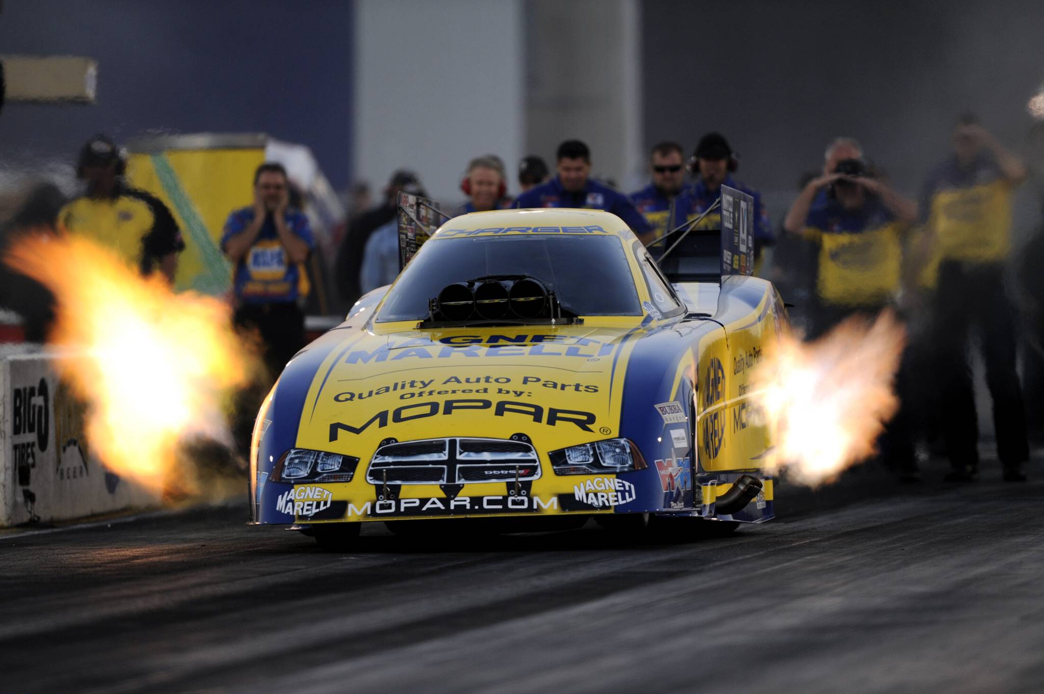 2048x1362 Funny Car Wallpaper