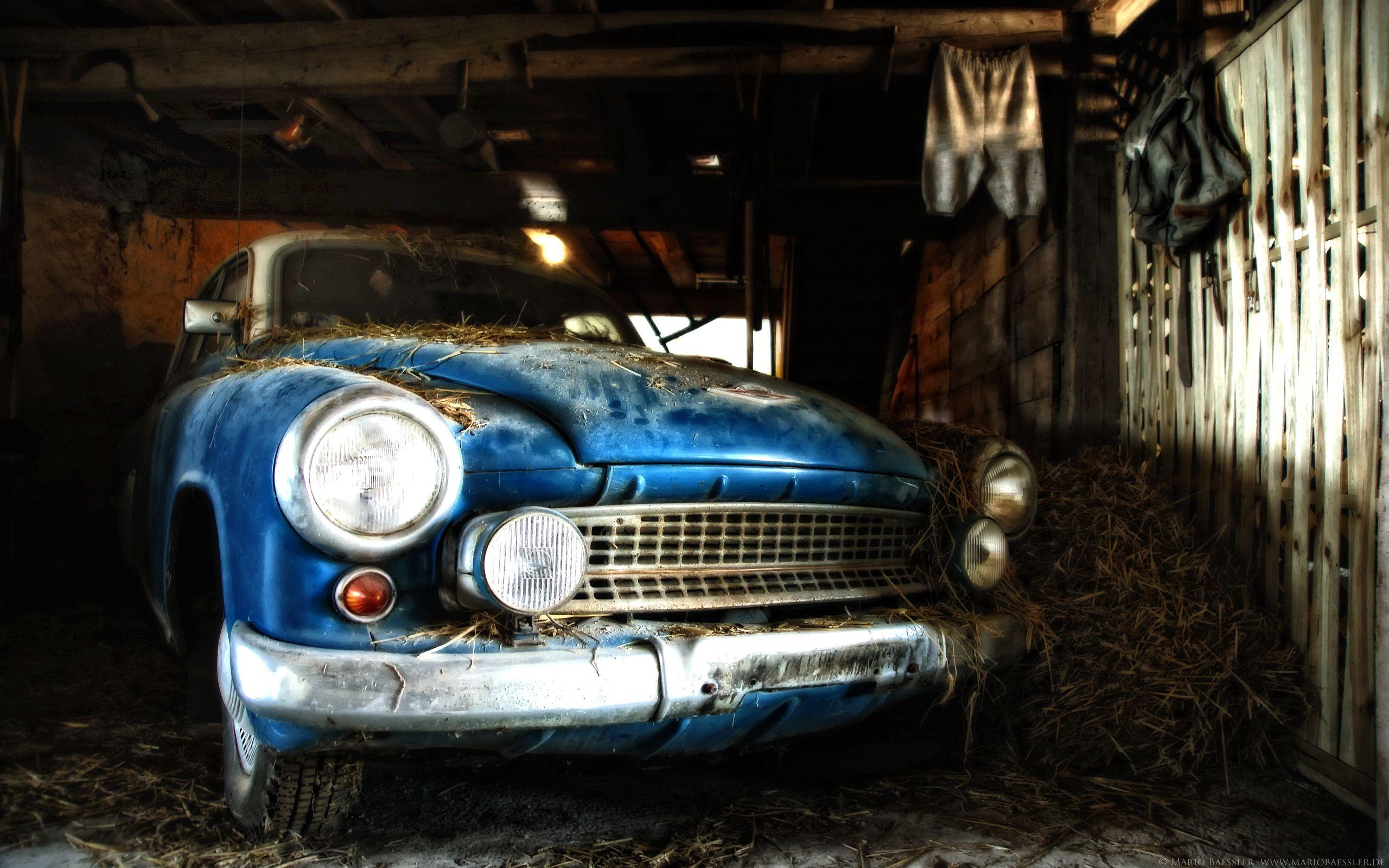 2560x1600 Old Car wallpaperx1600