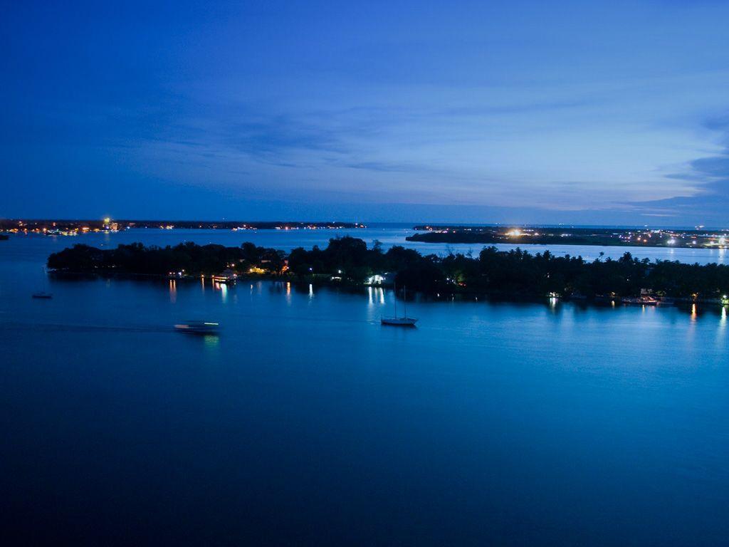 1024x768 Fort Kochi Beach, Ernakulam, Kerala, India