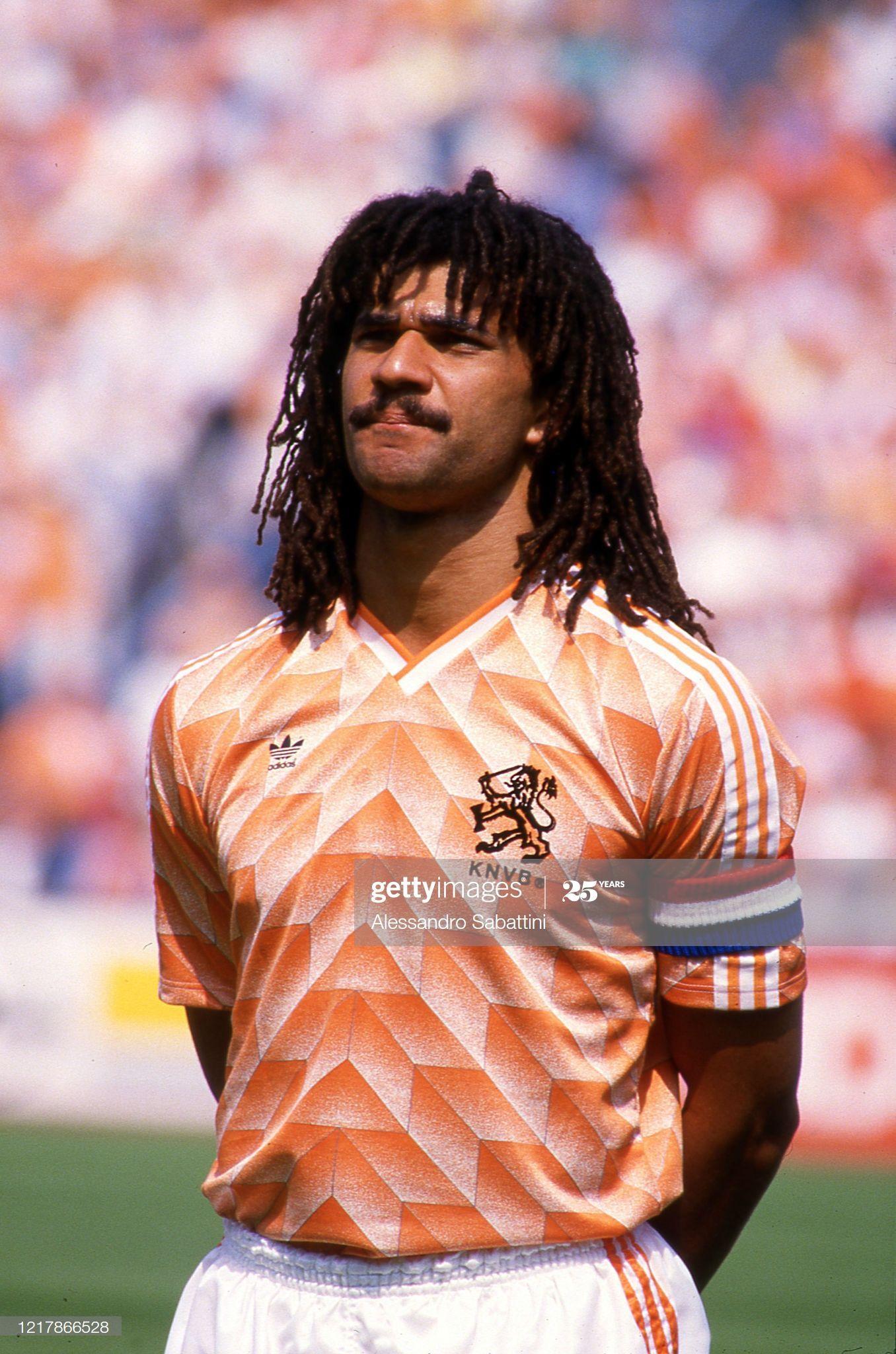 Ruud Gullit Wallpapers - Top Free Ruud Gullit Backgrounds - WallpaperAccess