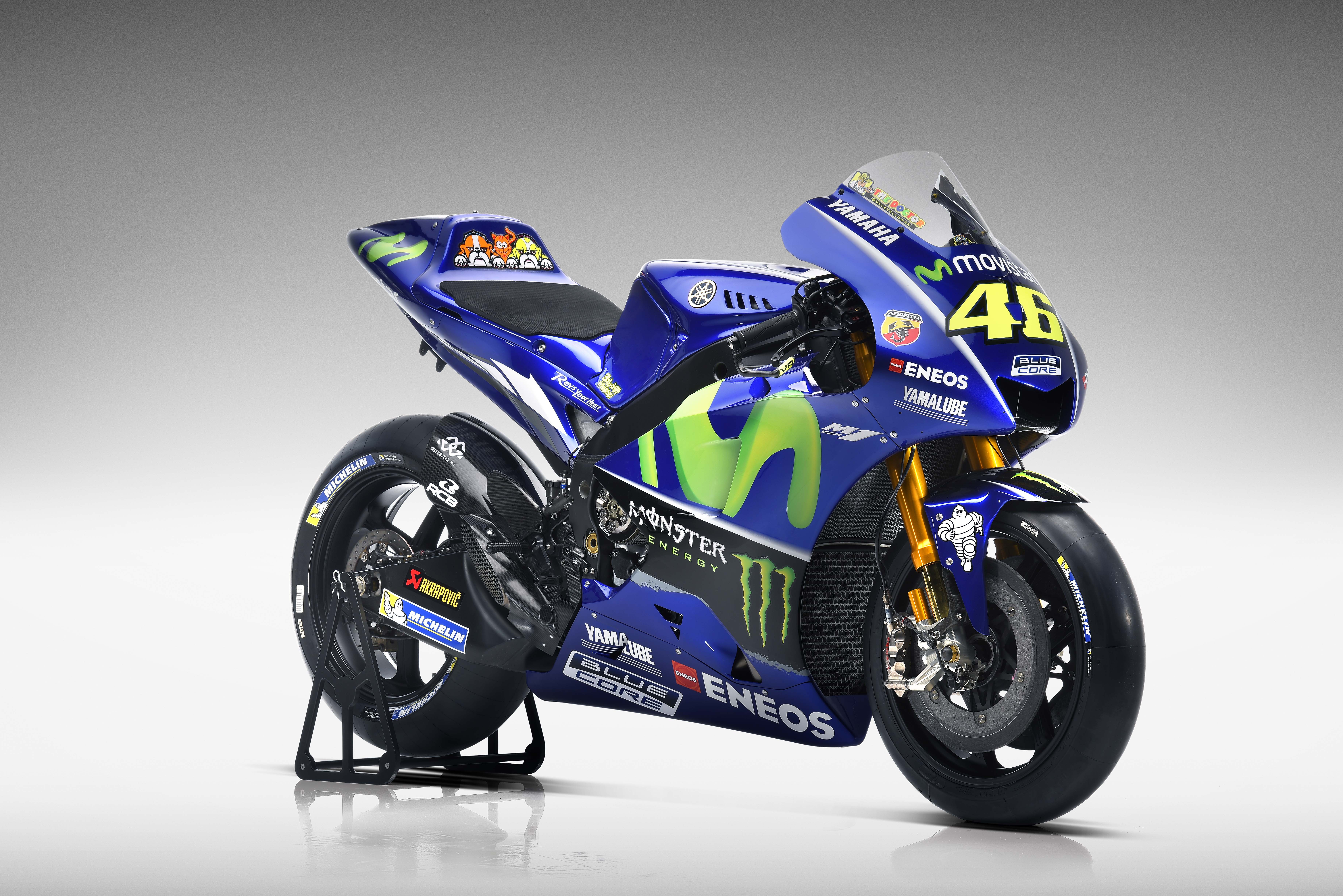 7360x4912 Yamaha MotoGP Team Launches in Spain & Rubber