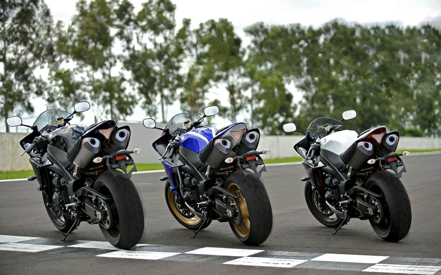 1680x1050 Yamaha r Wallpaper HD x WallpaperLayer Yamaha YZF R Wallpaper