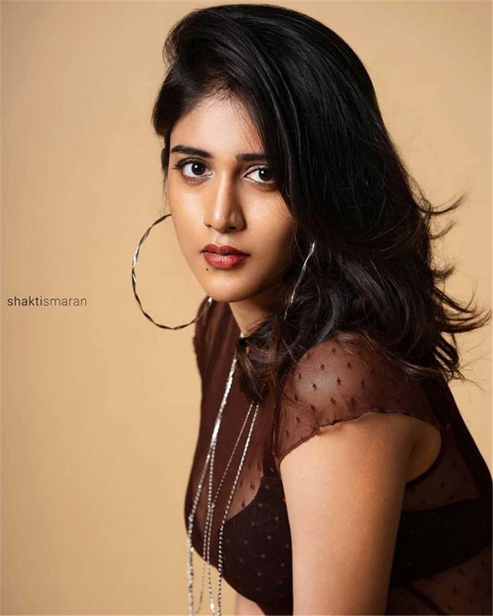960x1200 Chandini Chowdary Latest Pics 15886. HD Wallpaper For Mobile, Celebrity Wallpaper, IPhone Wallpaper Glitter