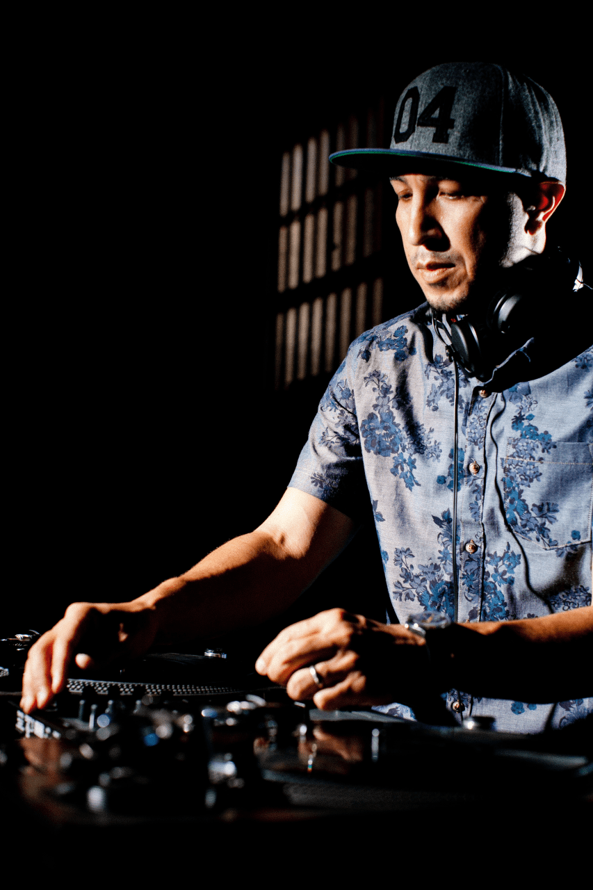 853x1280 DJ Artist .