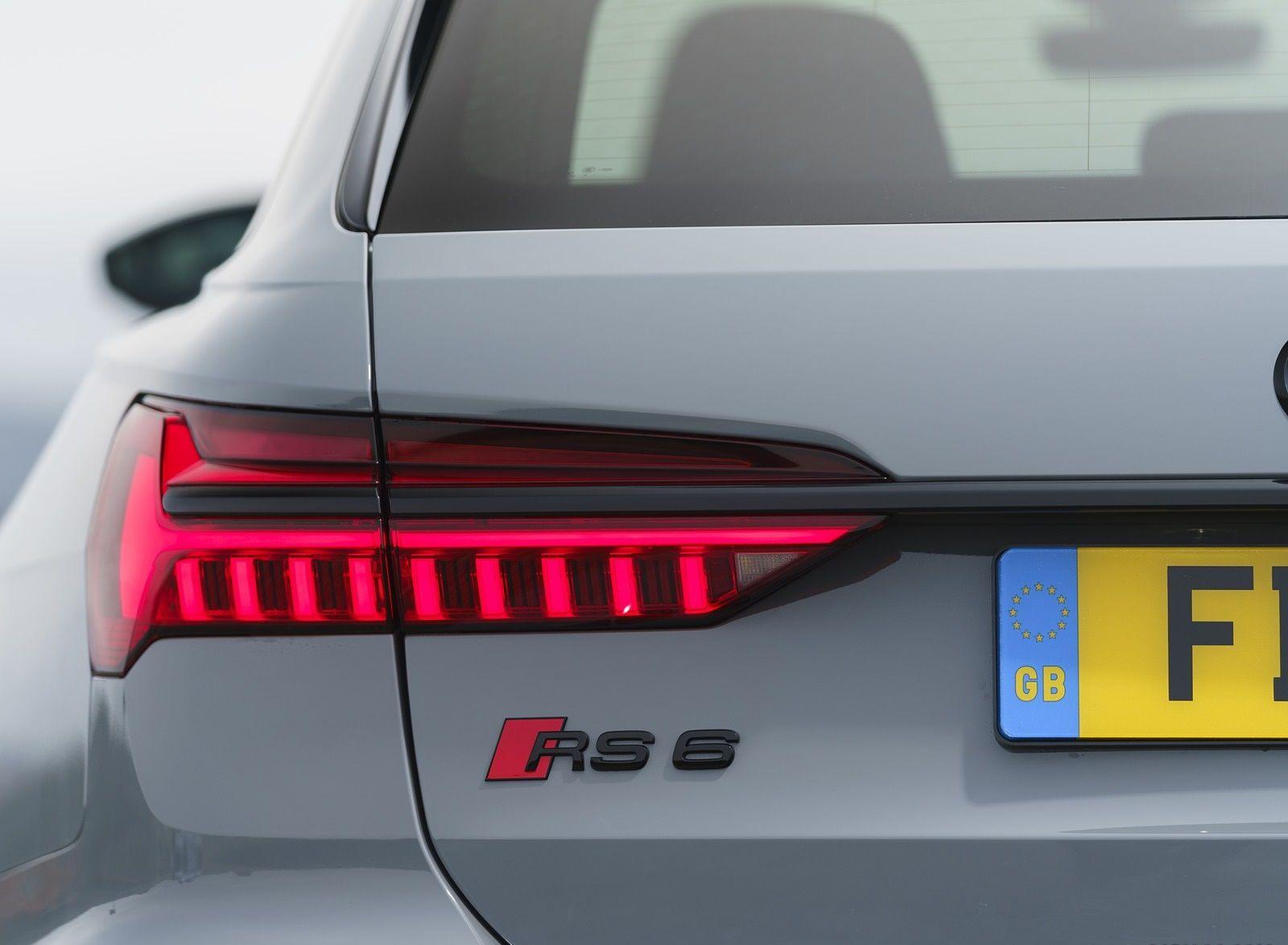 1600x1174 Audi RS 6 Avant (UK Spec) Tail Light Wallpaper (99)