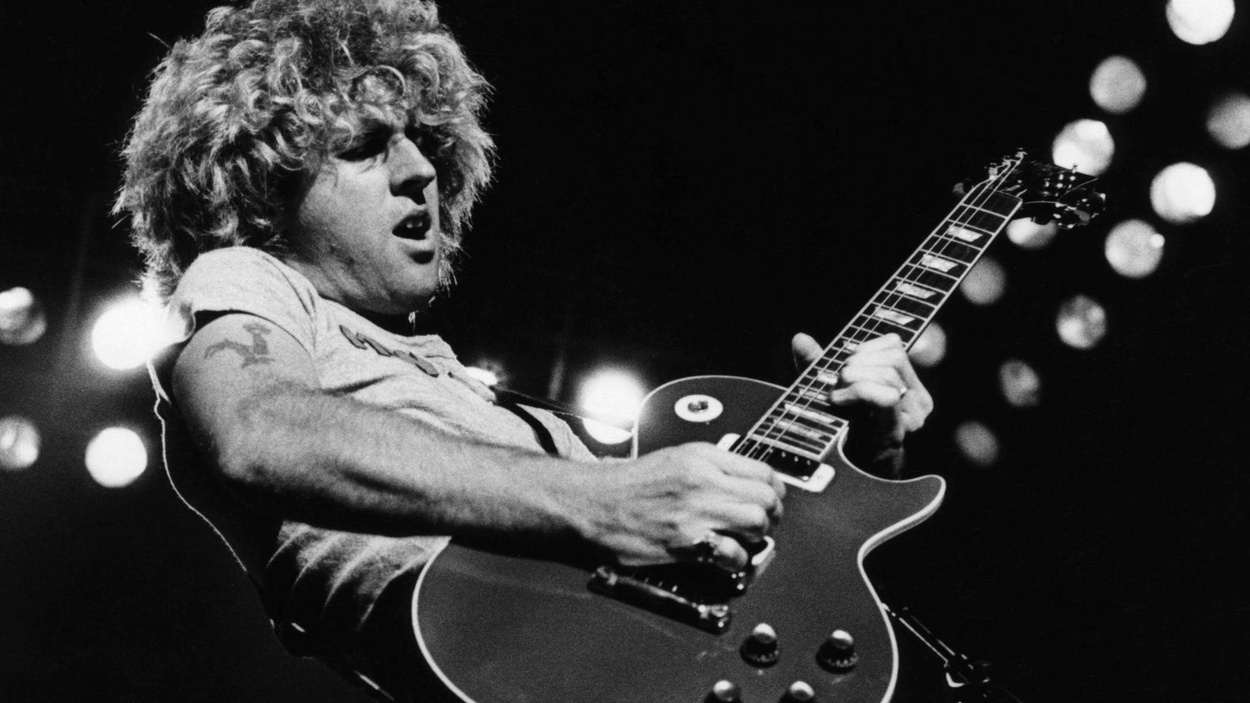 2560x1440 80s Rock Legend Performs in the U.K. For First Time in 31 Years