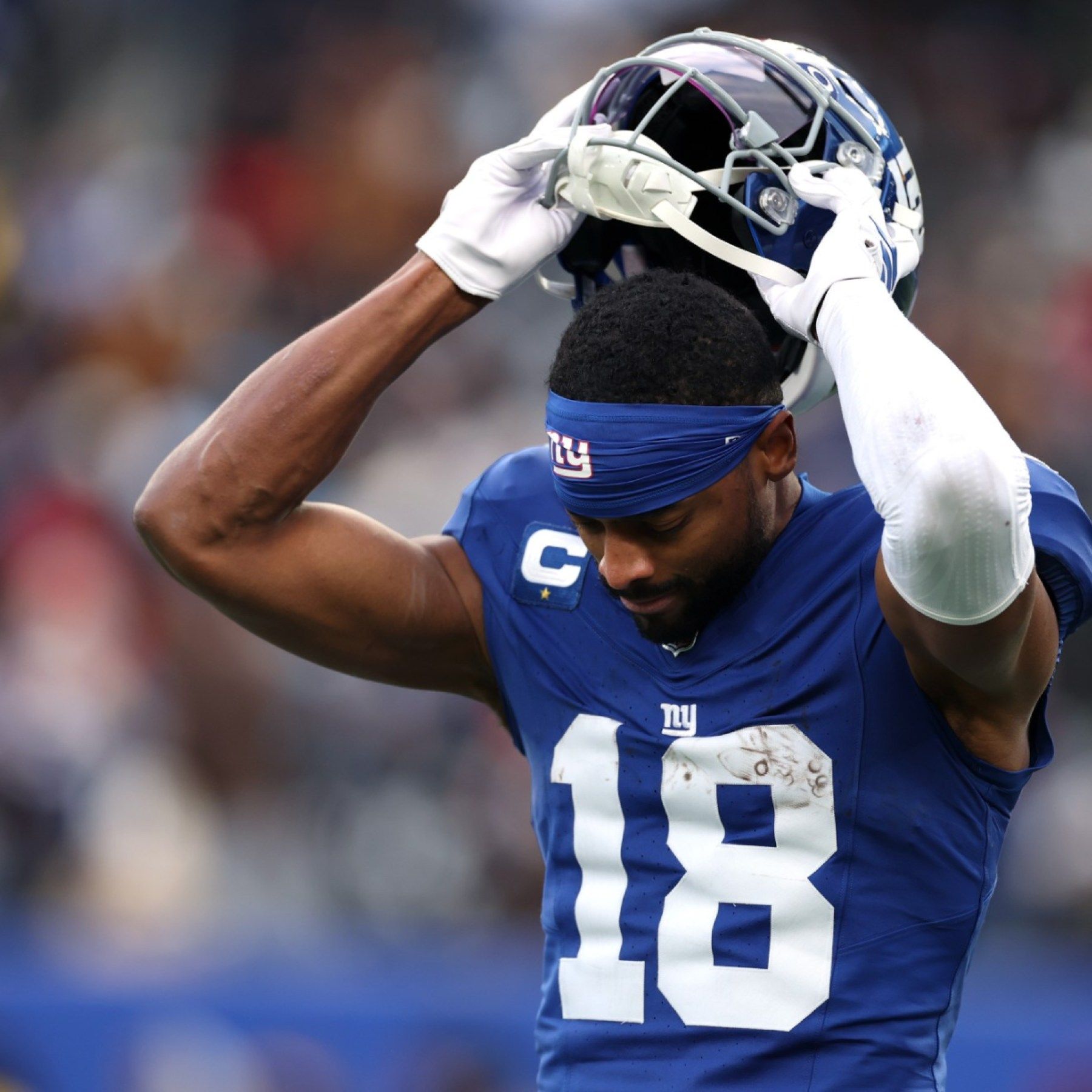 1800x1800 Giants receiver Darius Slayton undergoes surgery for core muscle injury