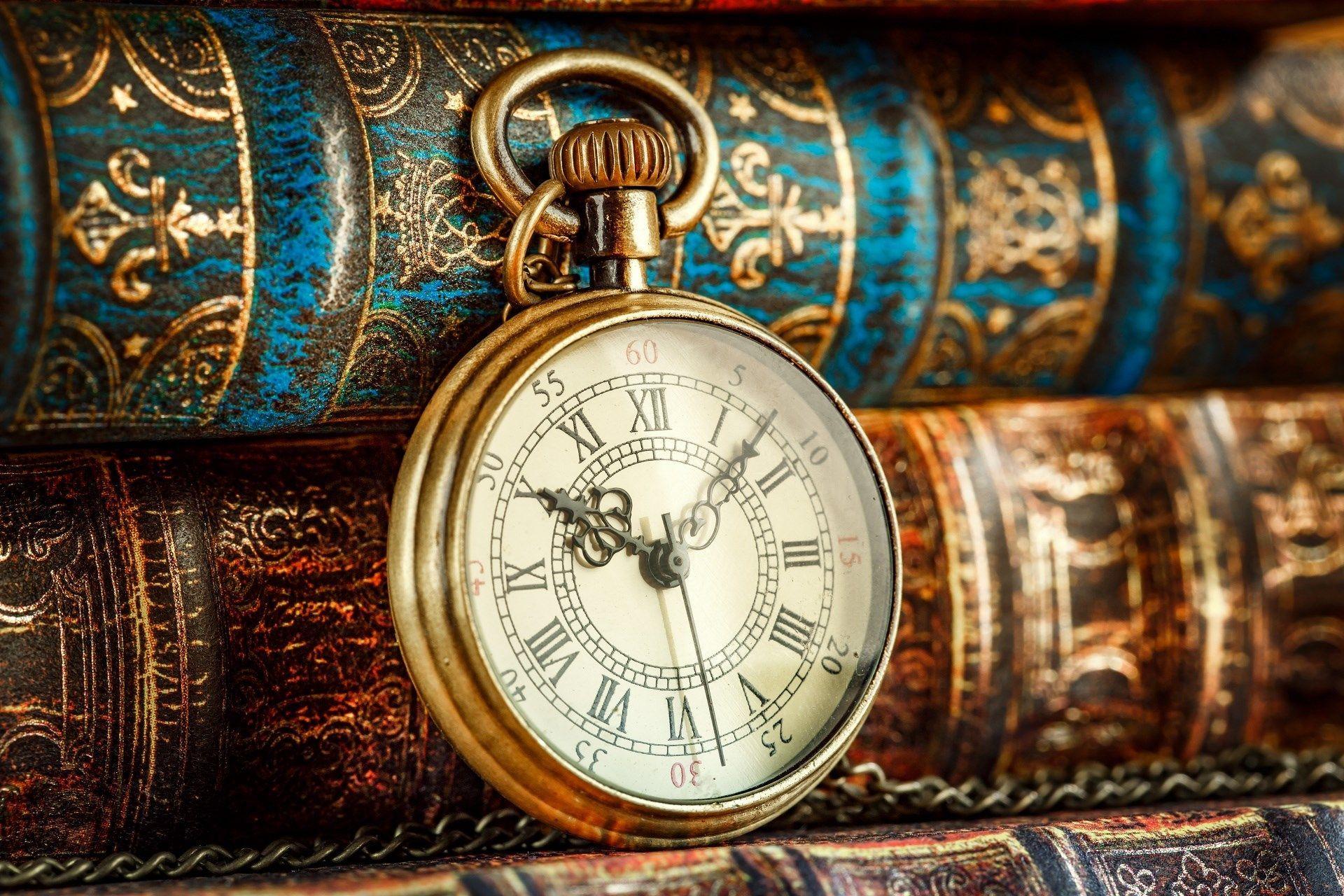 1920x1280 watch wallpaper: Wallpaper Collection, 653 kB Peacock. Watch wallpaper, Vintage pocket watch, Vintage picture