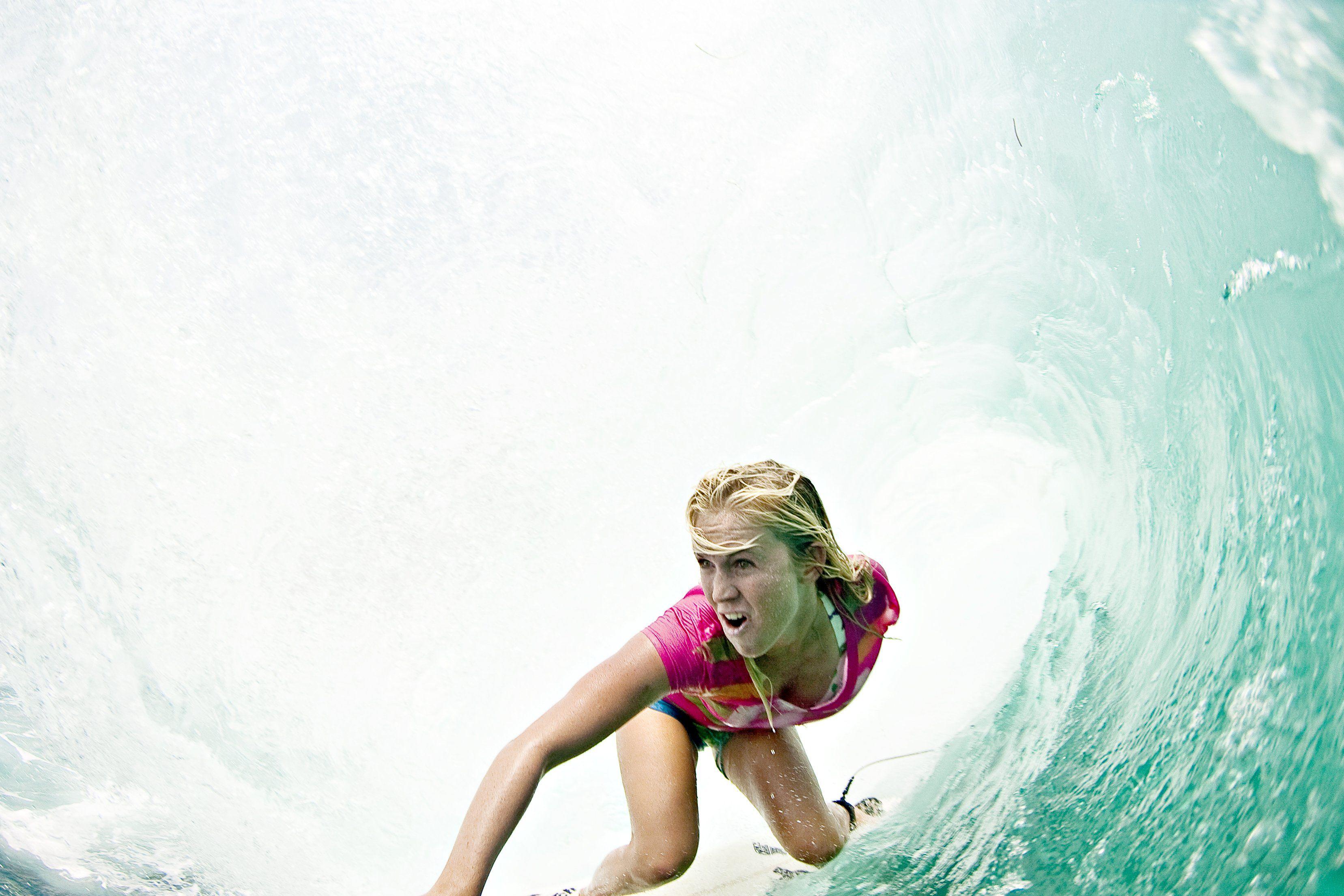 3313x2209 BETHANY HAMILTON