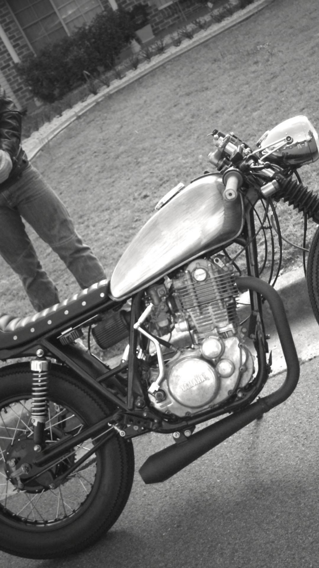 1080x1920 Yamaha biker cafe racer motorbikes oldschool wallpaper