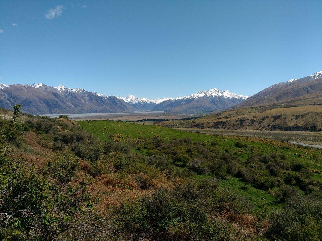 1024x768 Inside Middle Earth: Driving To Edoras Helen Lowe