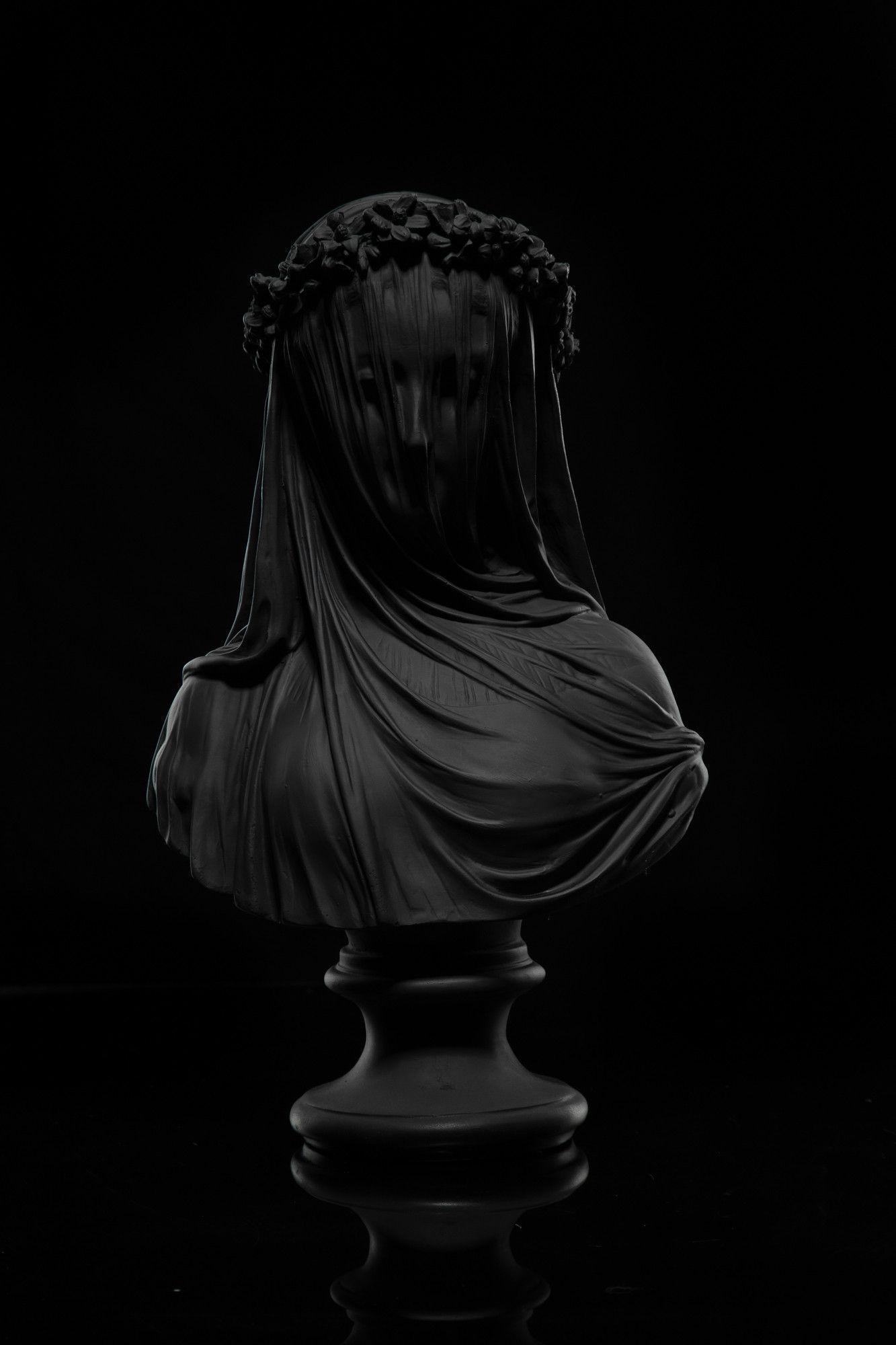 1333x2000 Black Atlas Wallpaper