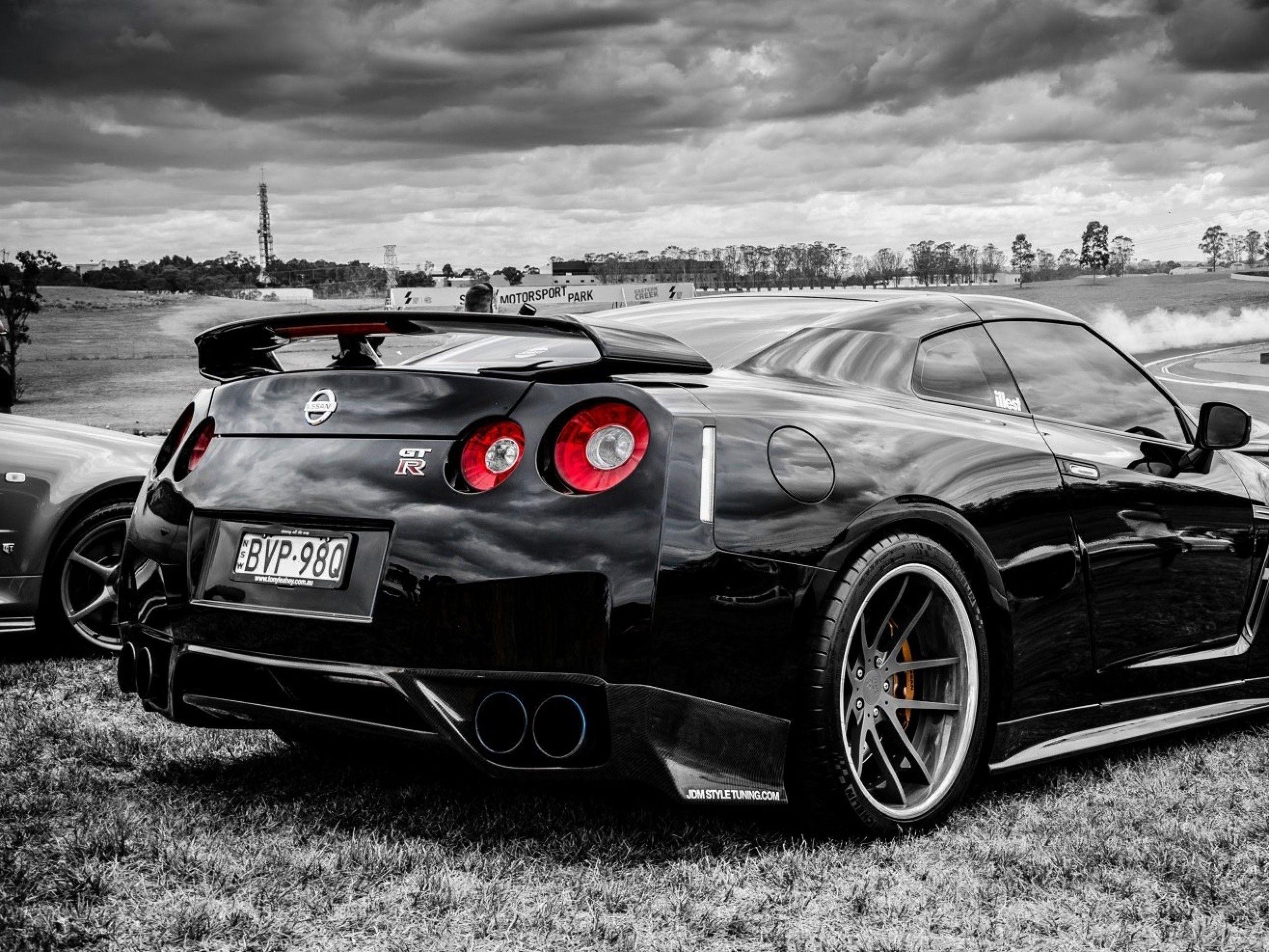 Black And White Gtr Wallpapers Top Free Black And White Gtr Backgrounds Wallpaperaccess