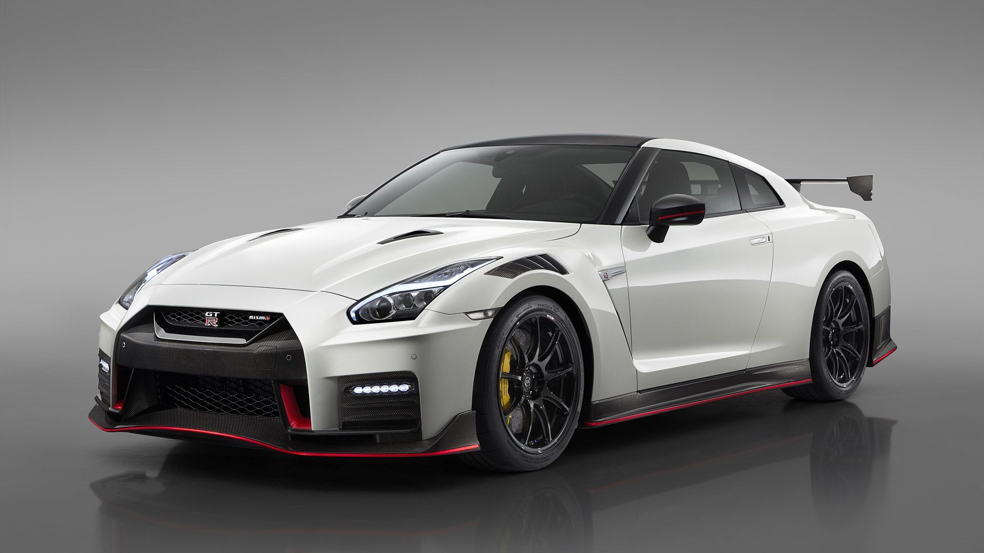 1920x1080 Nissan GTR R35 Nismo Desktop Wallpaper